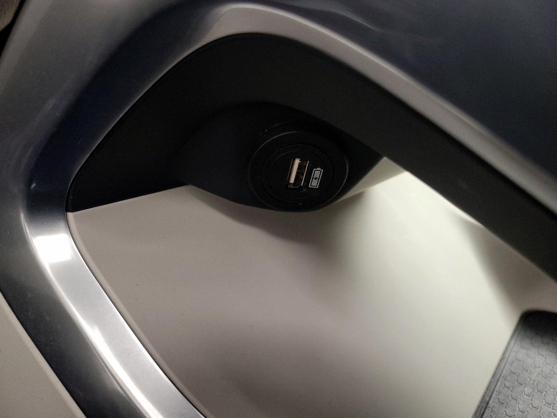 Thumbnail: 2020 Jaguar I-Pace - 19