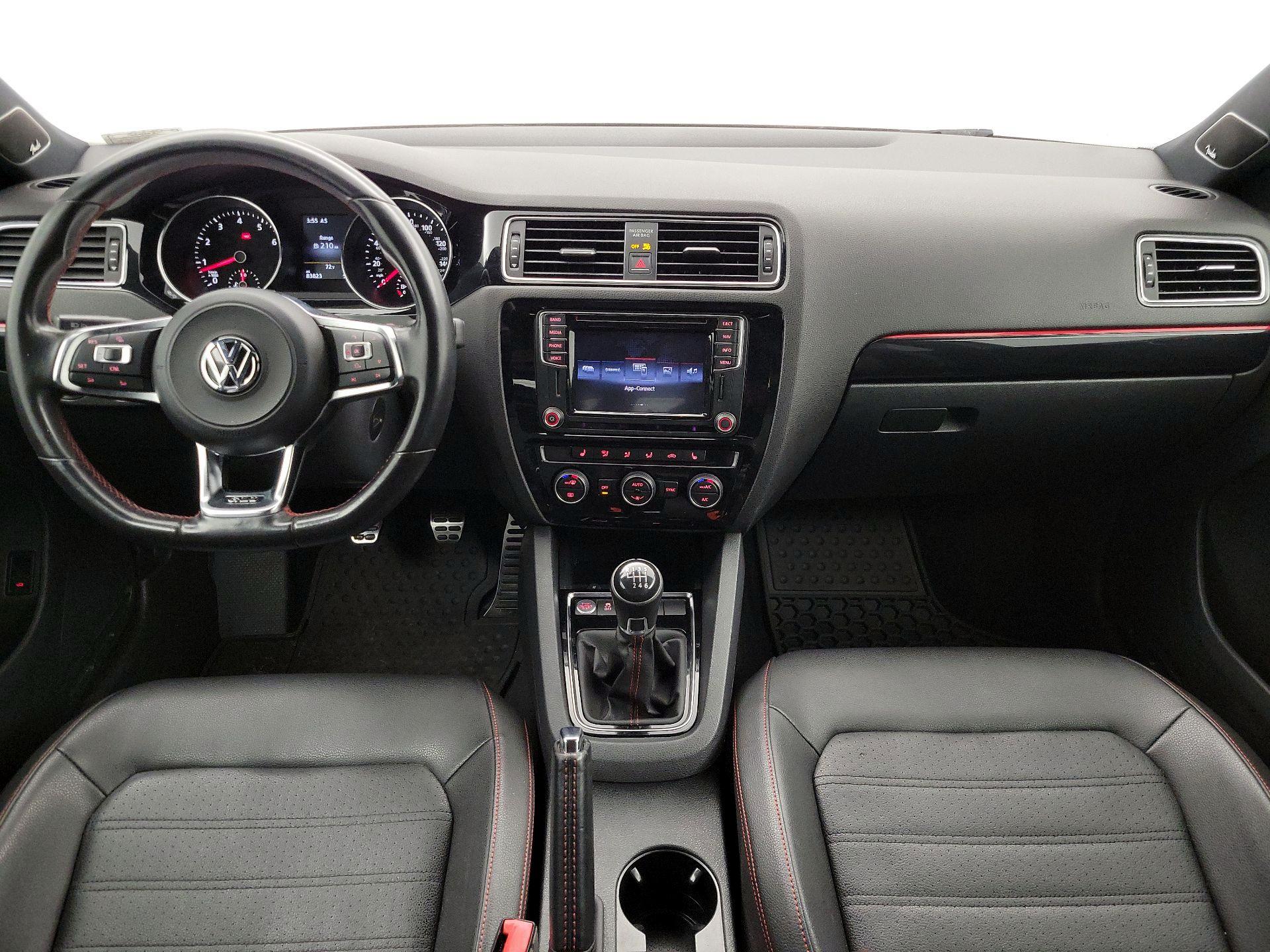 Thumbnail: 2017 Volkswagen Jetta - 9