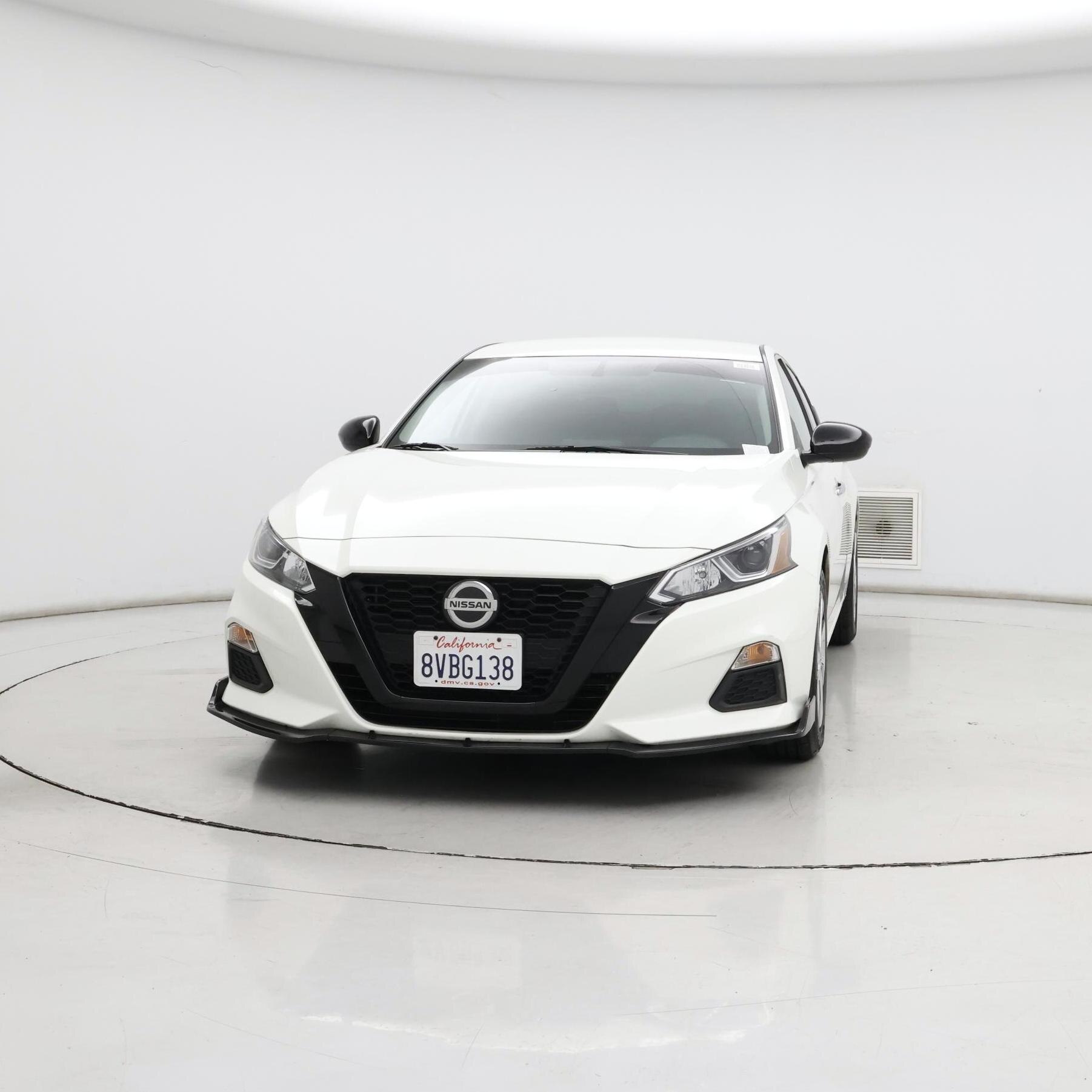 Thumbnail: 2019 Nissan Altima - 5