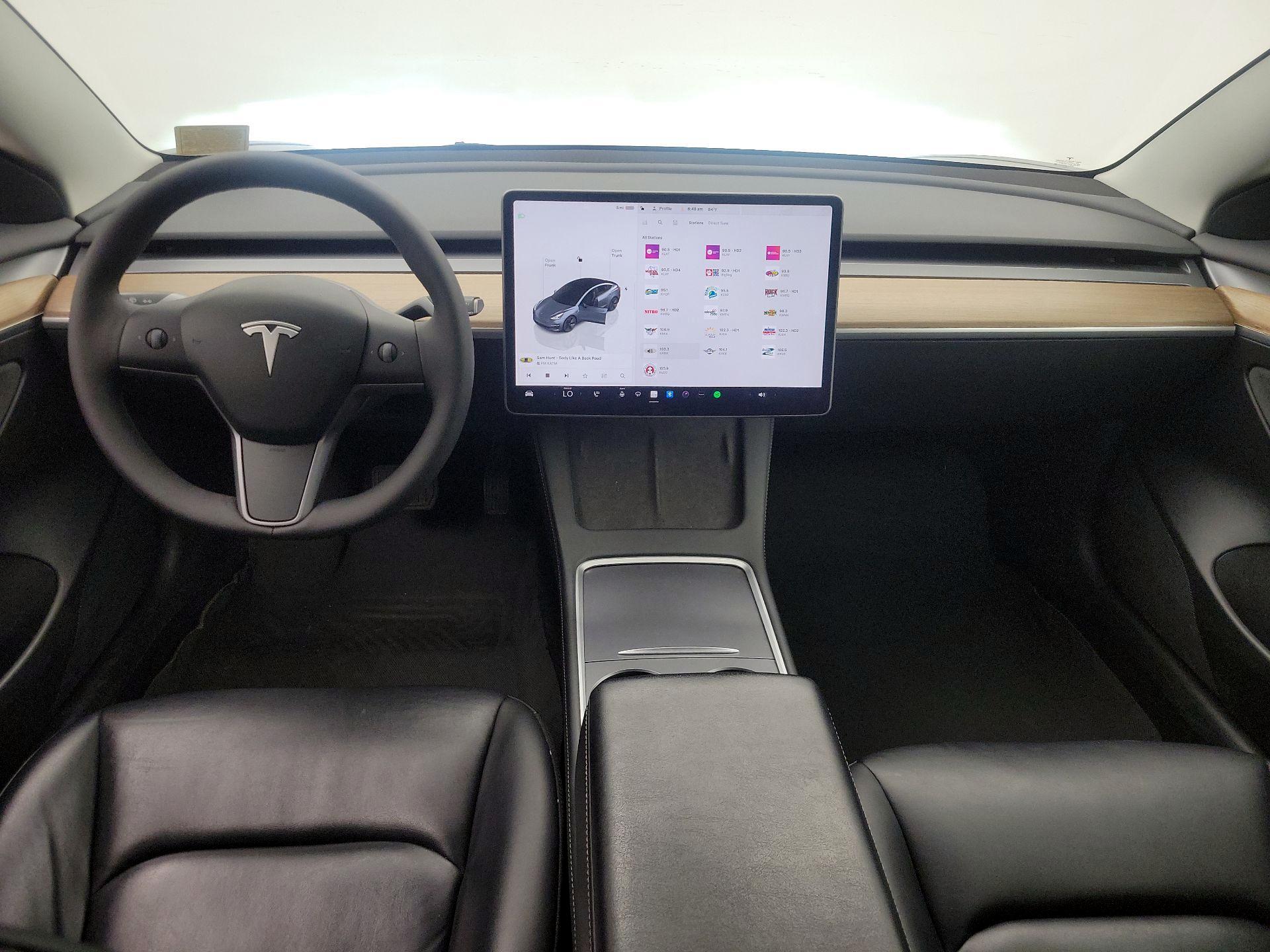 Thumbnail: 2023 Tesla Model 3 - 9