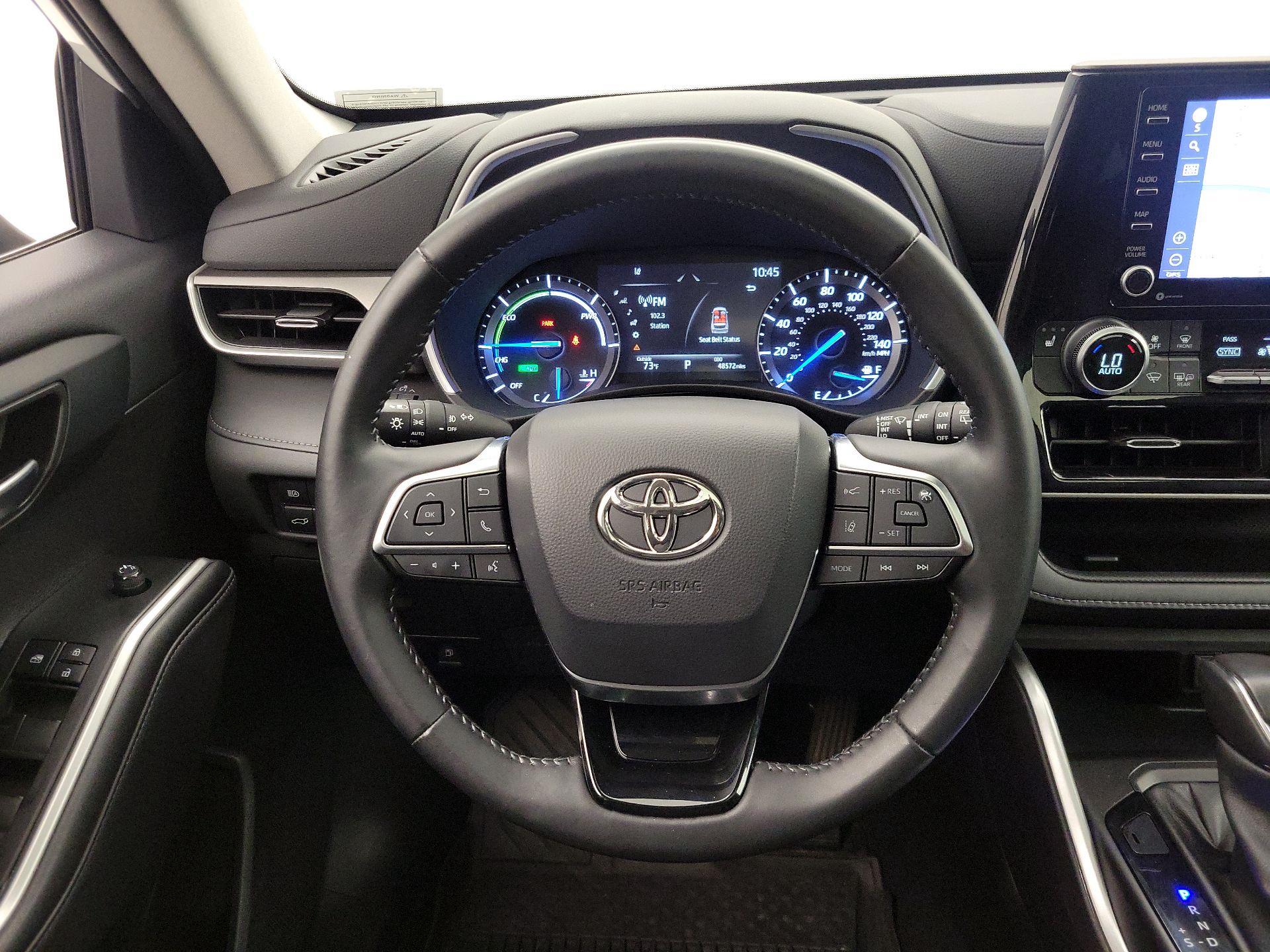 Thumbnail: 2021 Toyota Highlander - 10