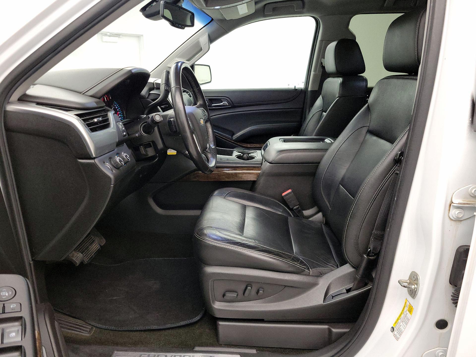 Thumbnail: 2018 Chevrolet Tahoe - 11