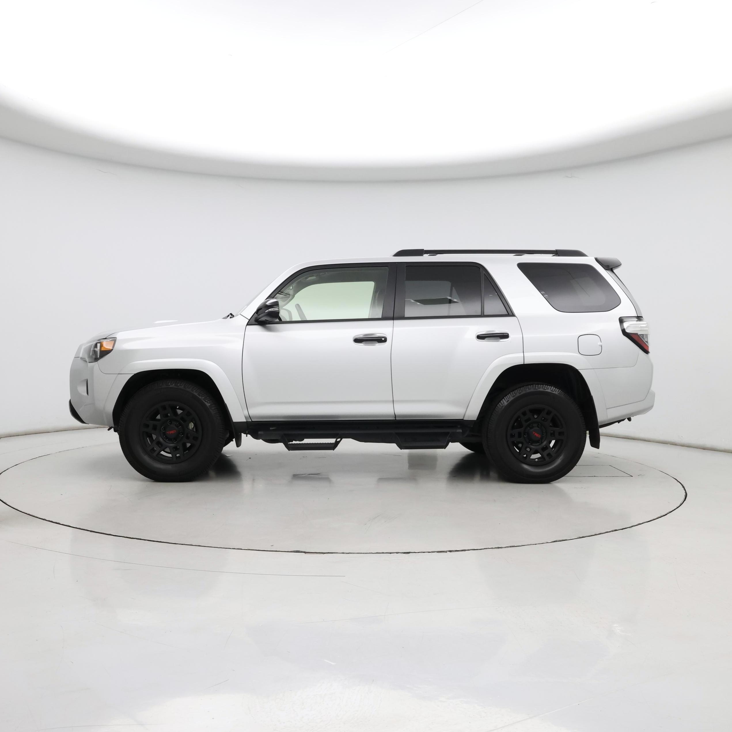 Thumbnail: 2021 Toyota 4Runner - 3