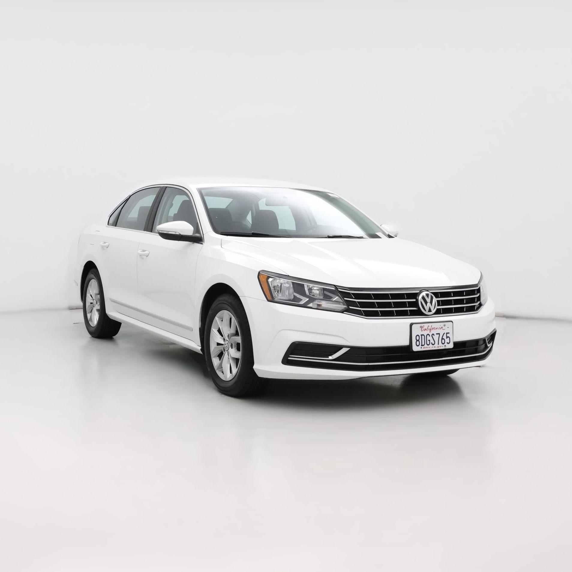 Thumbnail: 2016 Volkswagen Passat - 1