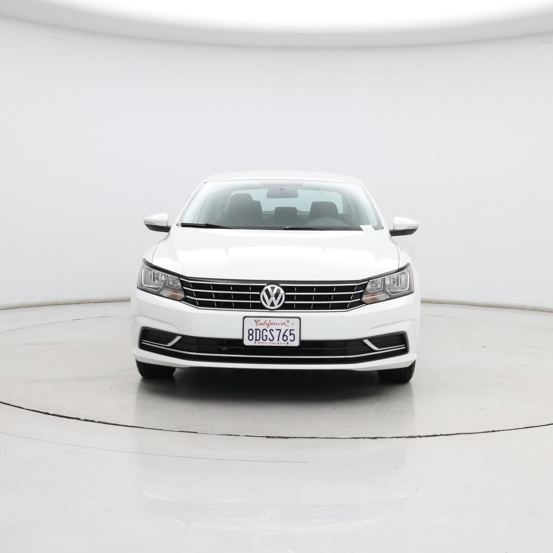 Thumbnail: 2016 Volkswagen Passat - 5