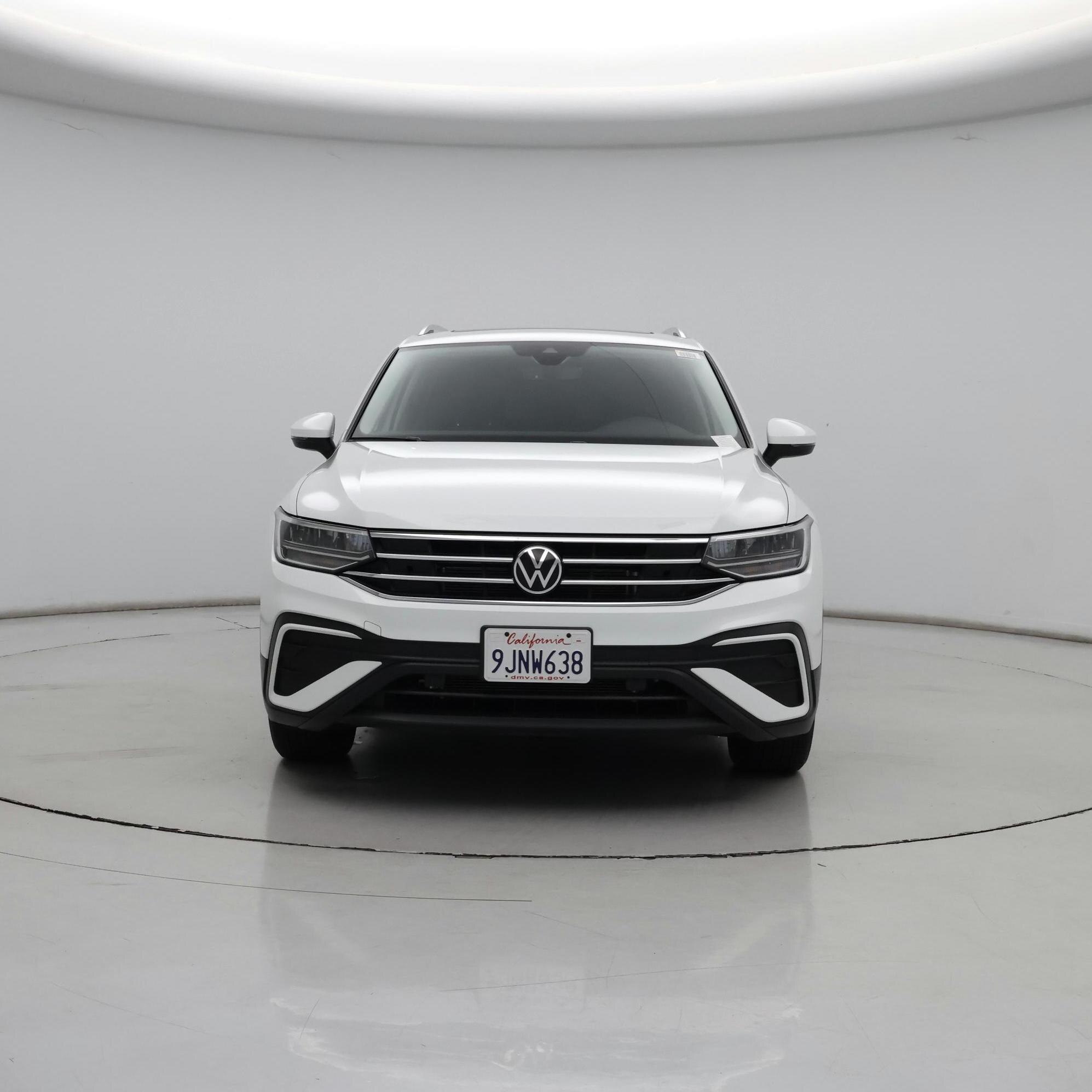 Thumbnail: 2022 Volkswagen Tiguan - 5