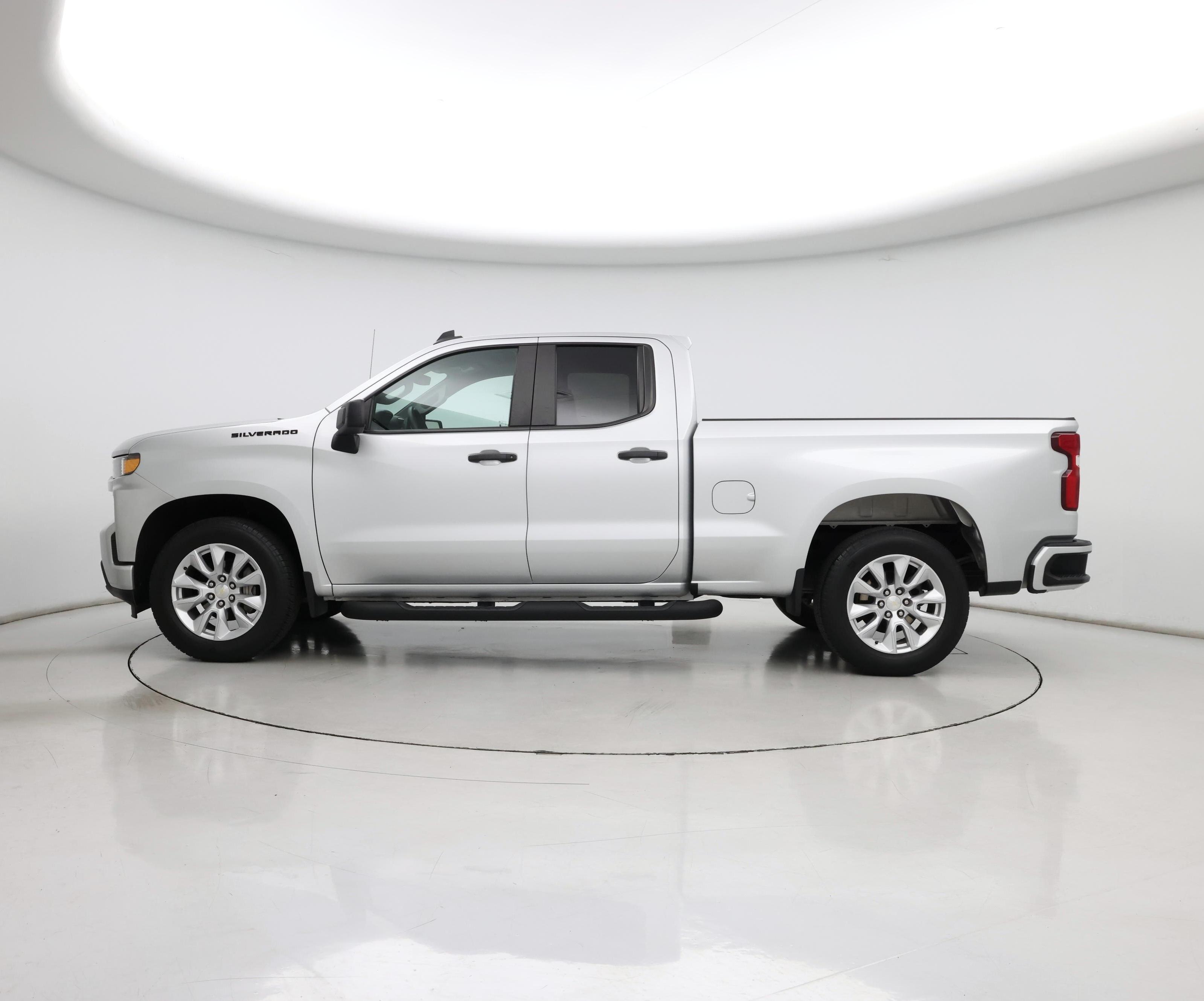Thumbnail: 2021 Chevrolet Silverado 1500 - 3