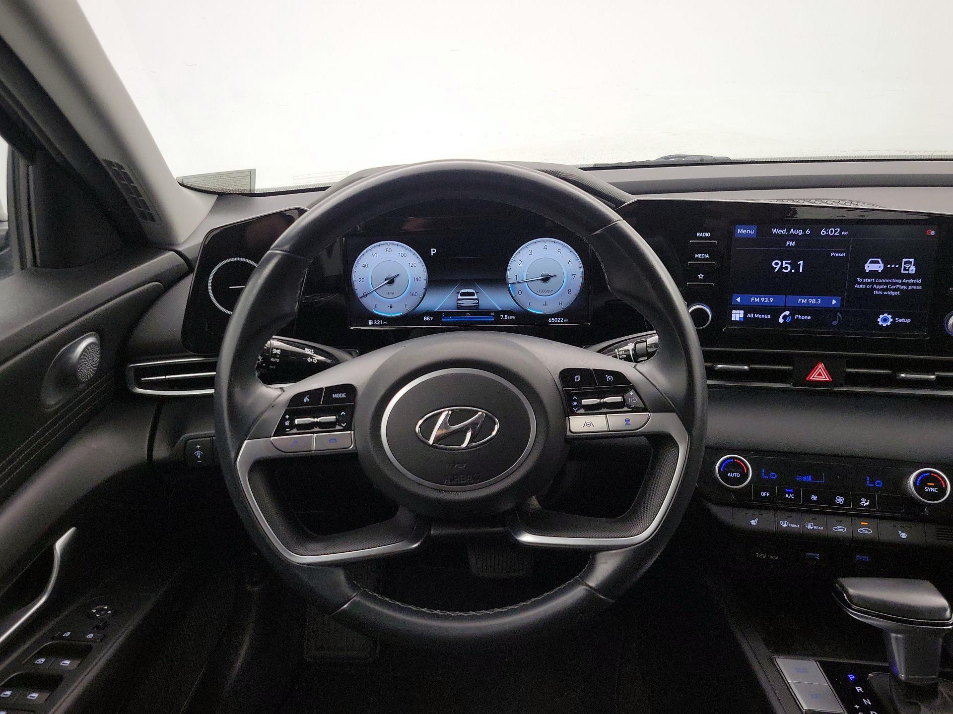 Thumbnail: 2021 Hyundai Elantra - 10