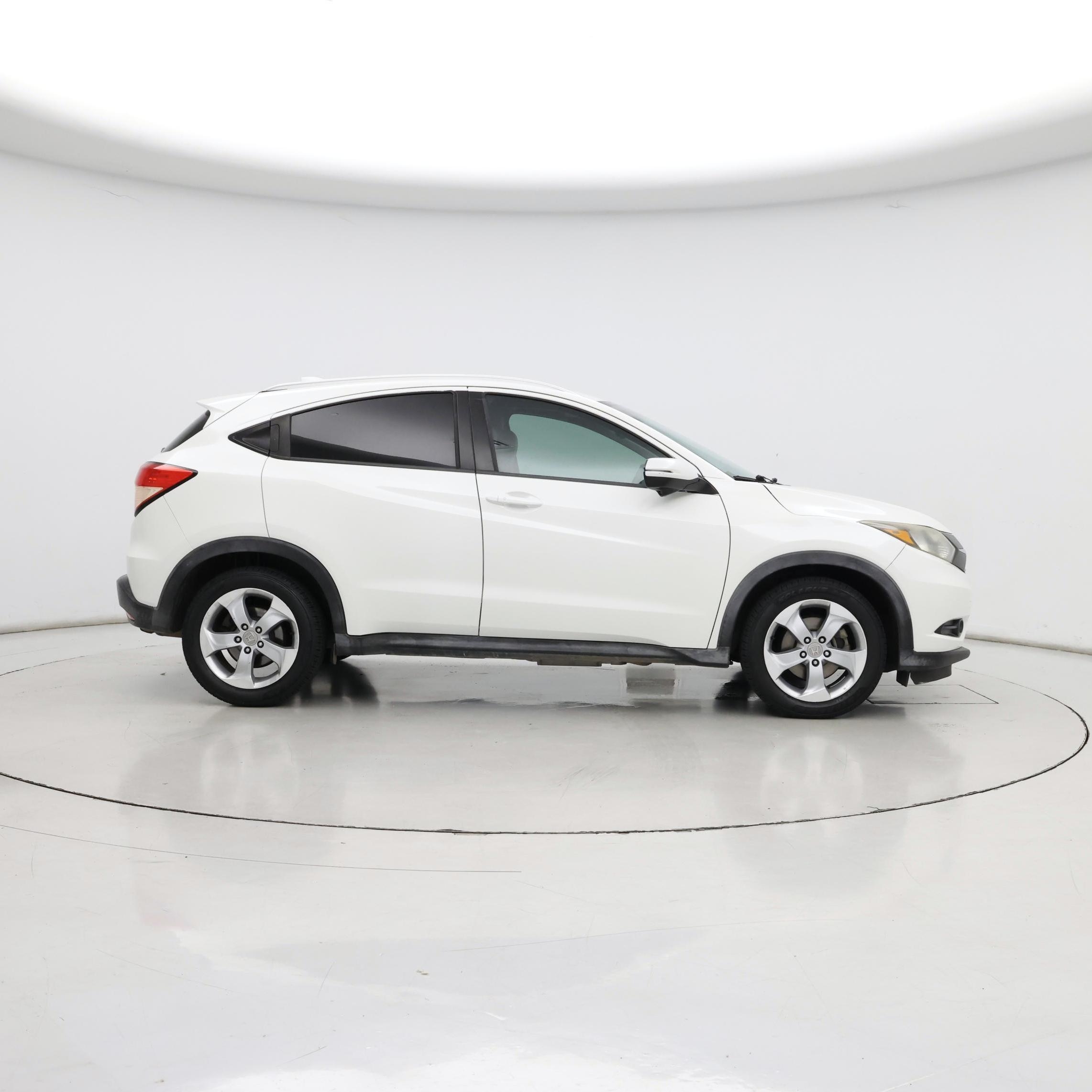 Thumbnail: 2016 Honda HR-V - 7