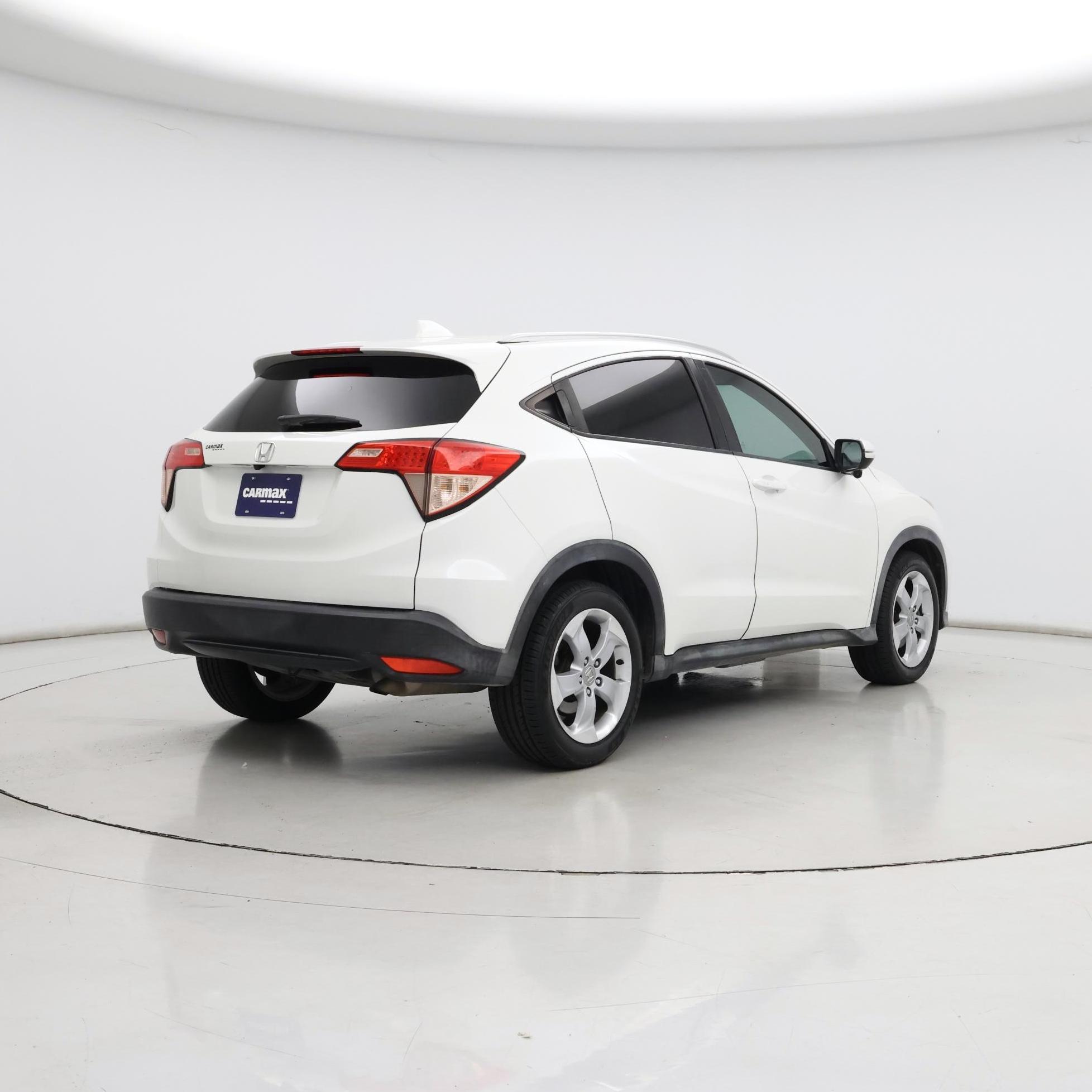 Thumbnail: 2016 Honda HR-V - 8