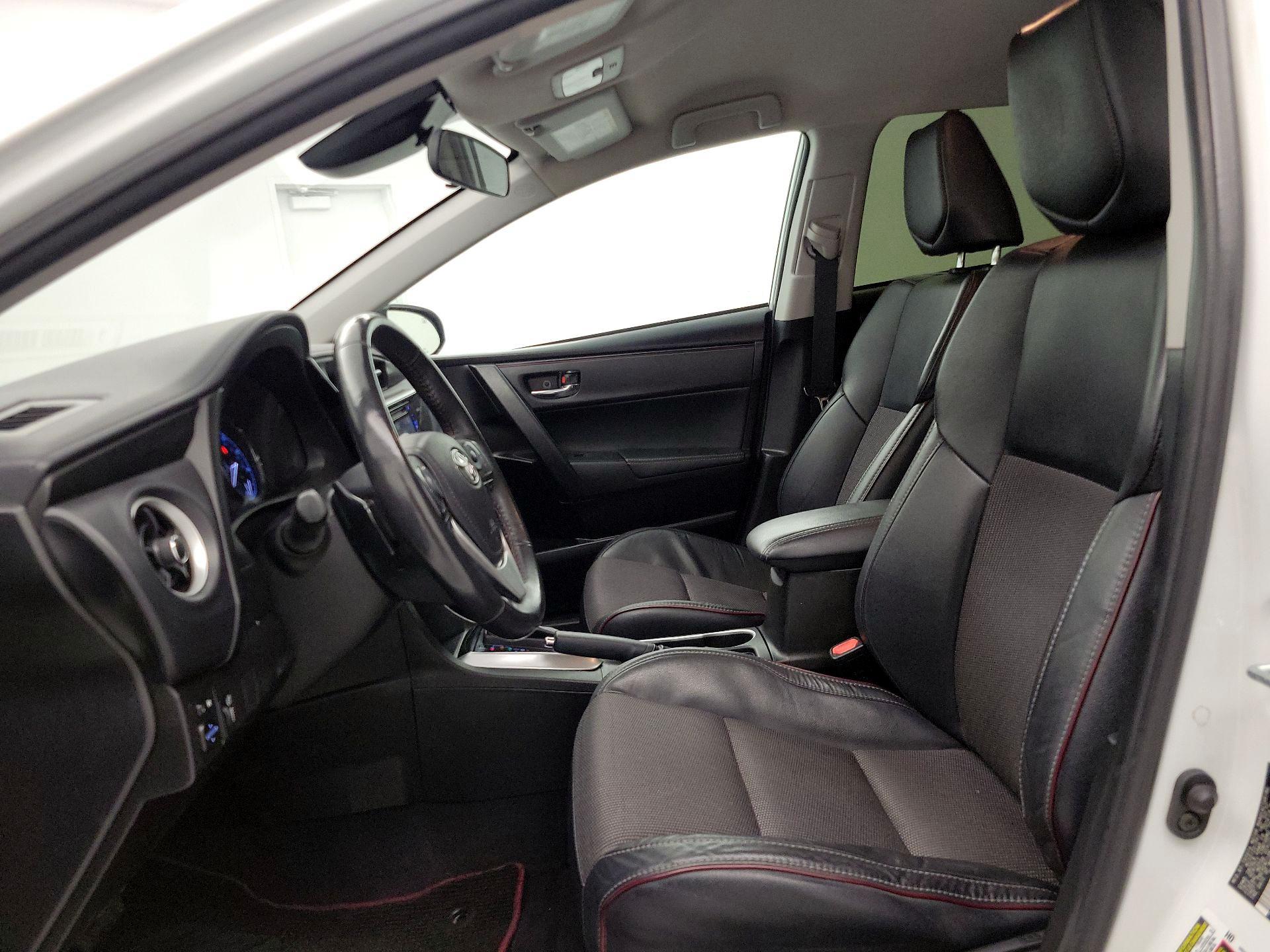 Thumbnail: 2017 Toyota Corolla - 11