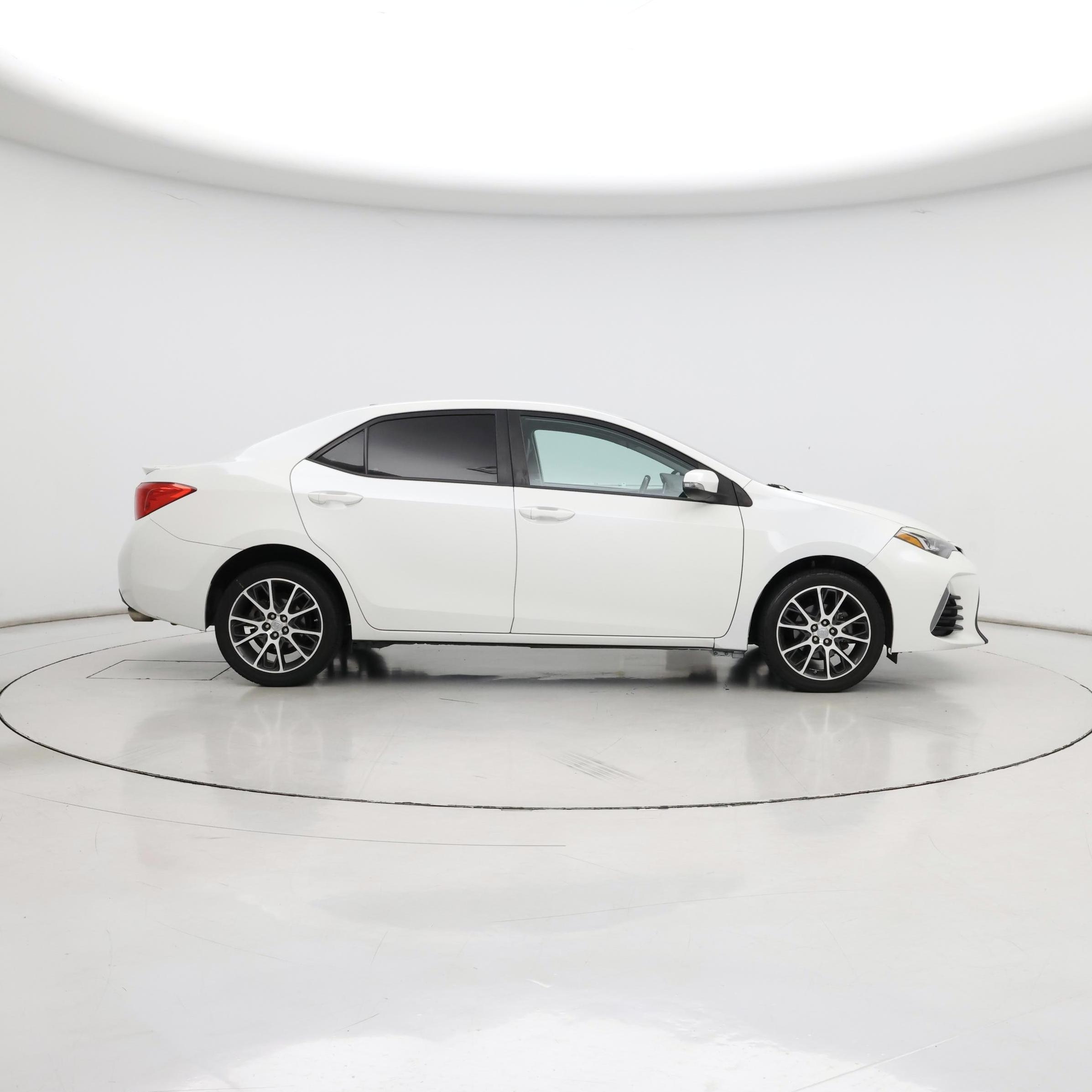 Thumbnail: 2017 Toyota Corolla - 7