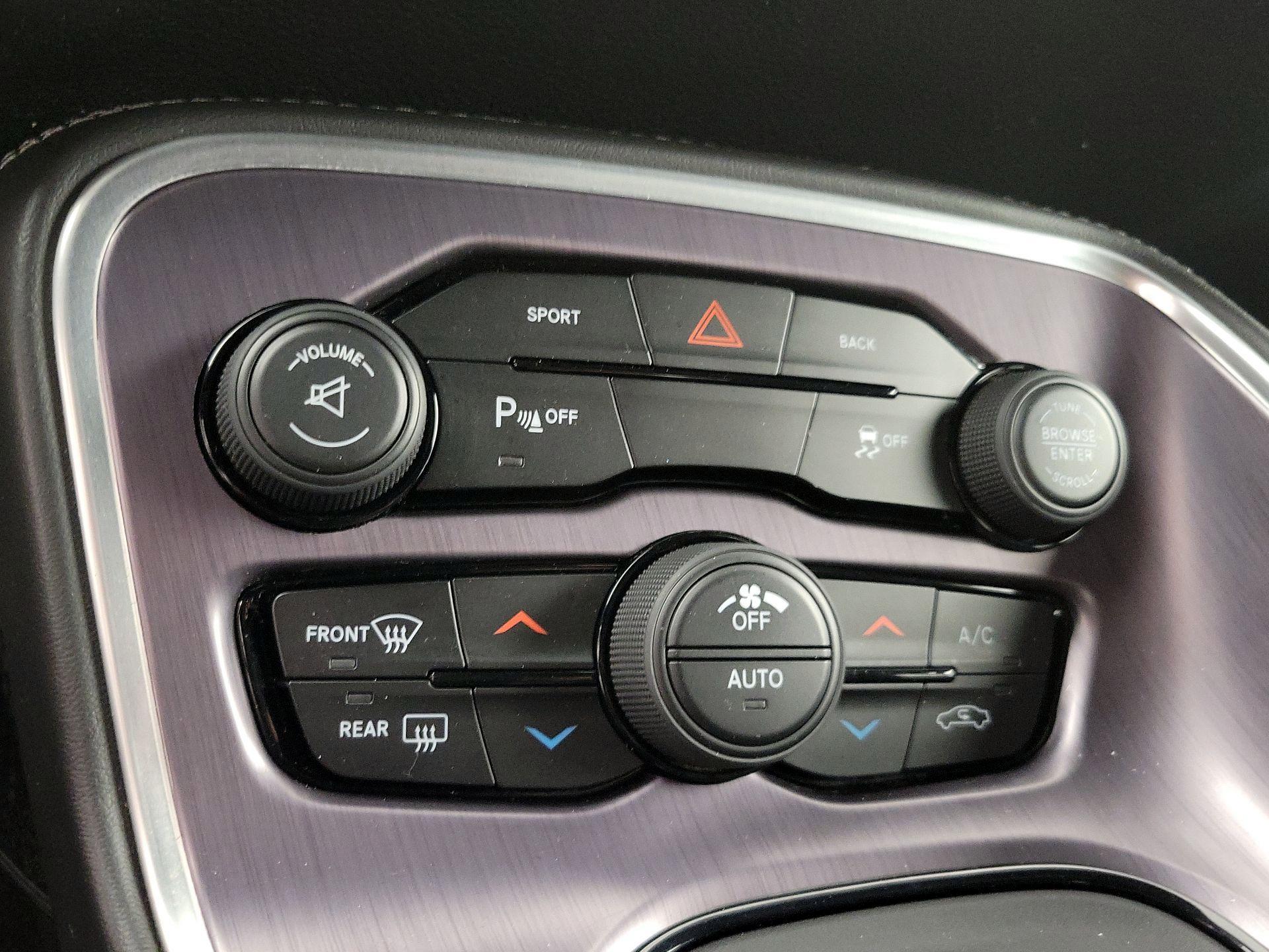 Thumbnail: 2015 Dodge Challenger - 16