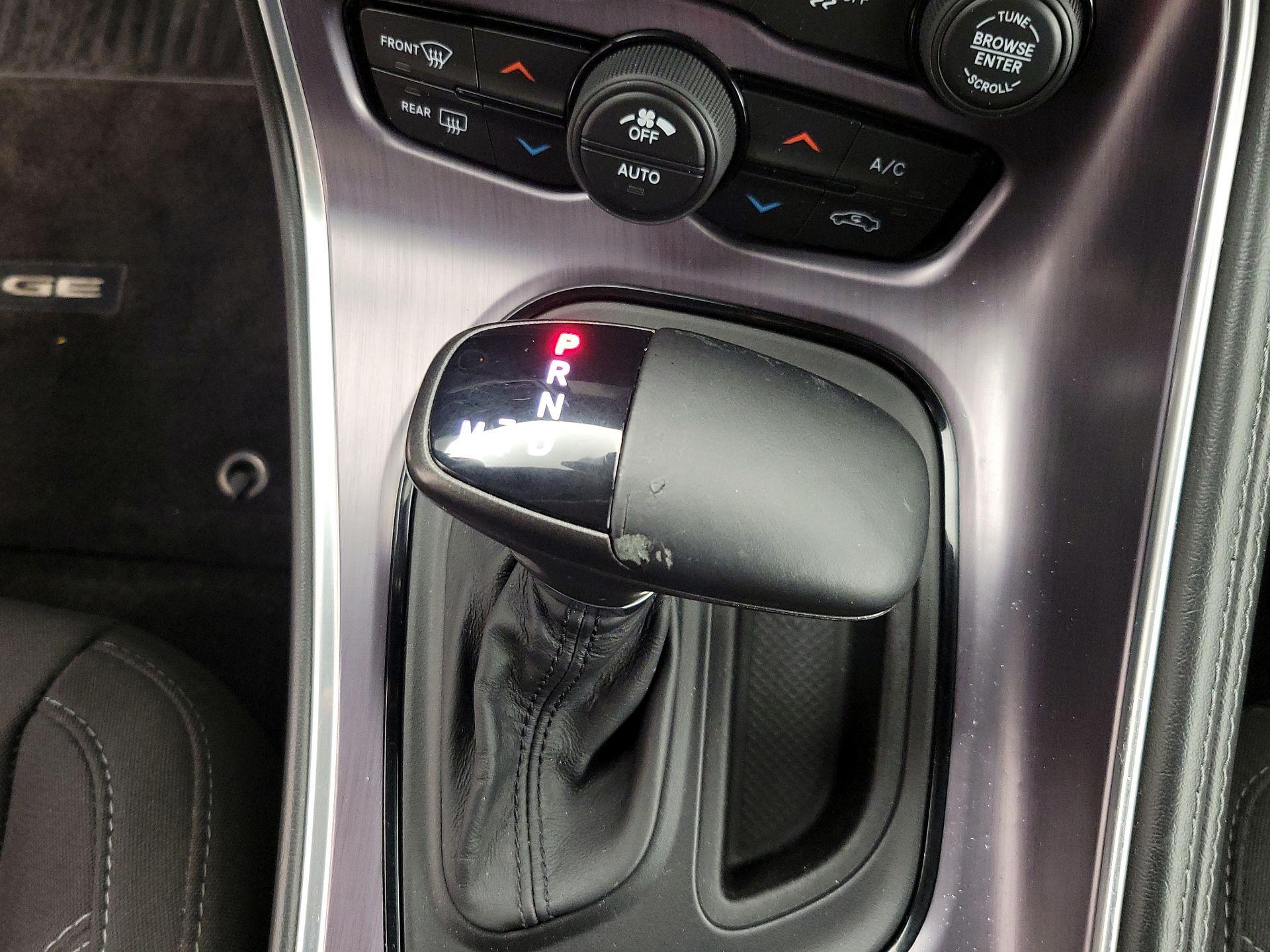 Thumbnail: 2015 Dodge Challenger - 17