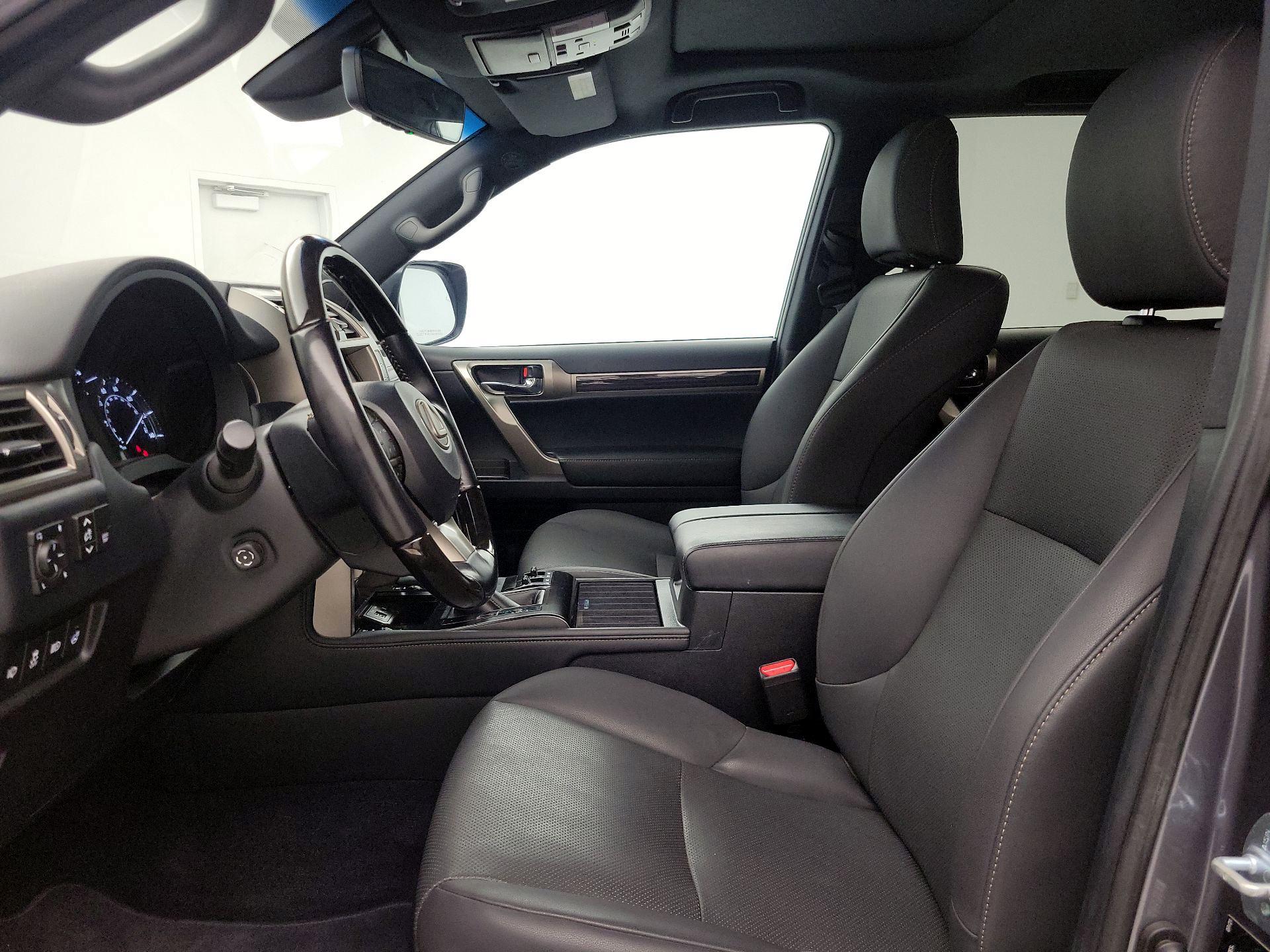 Thumbnail: 2021 Lexus GX - 11