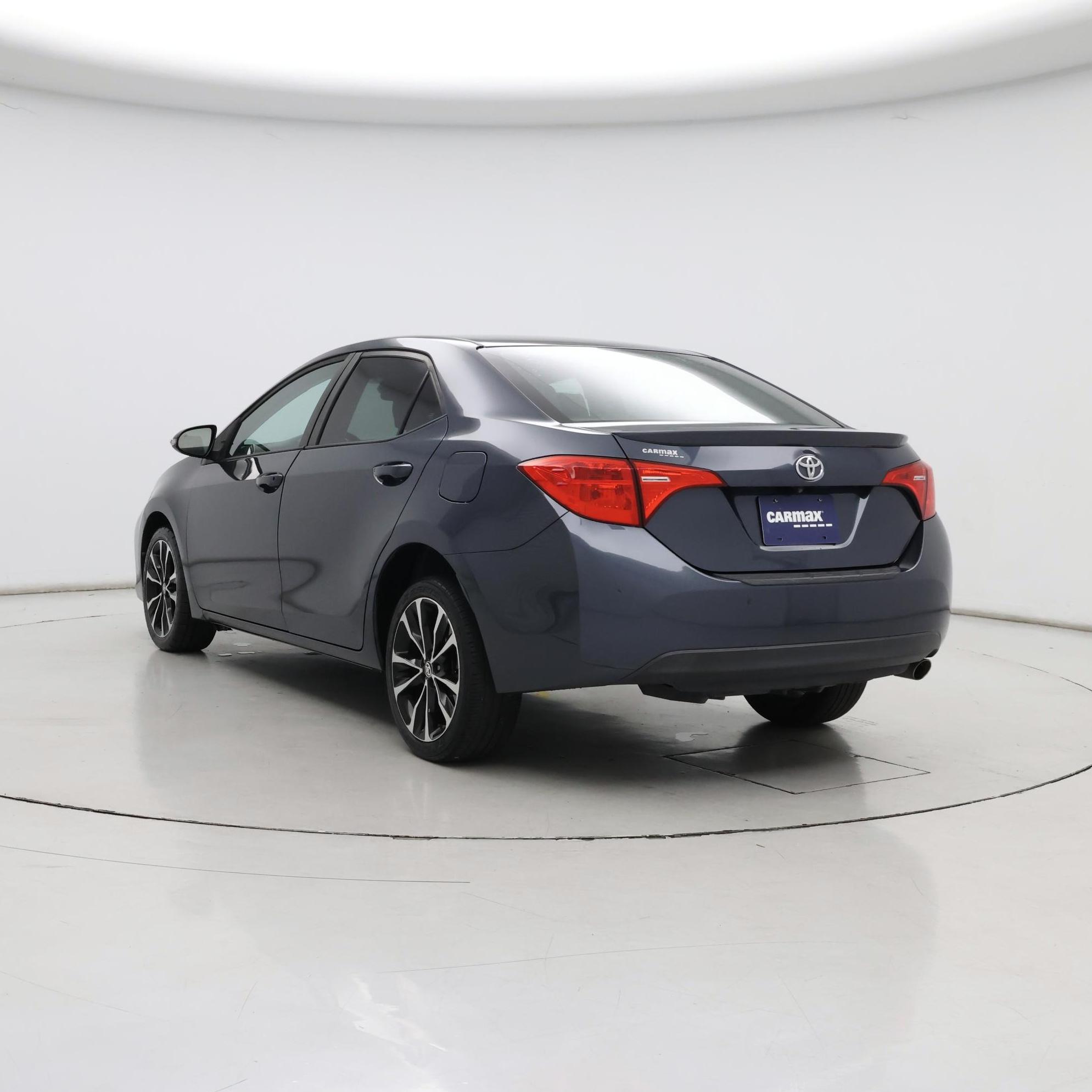 Thumbnail: 2017 Toyota Corolla - 2