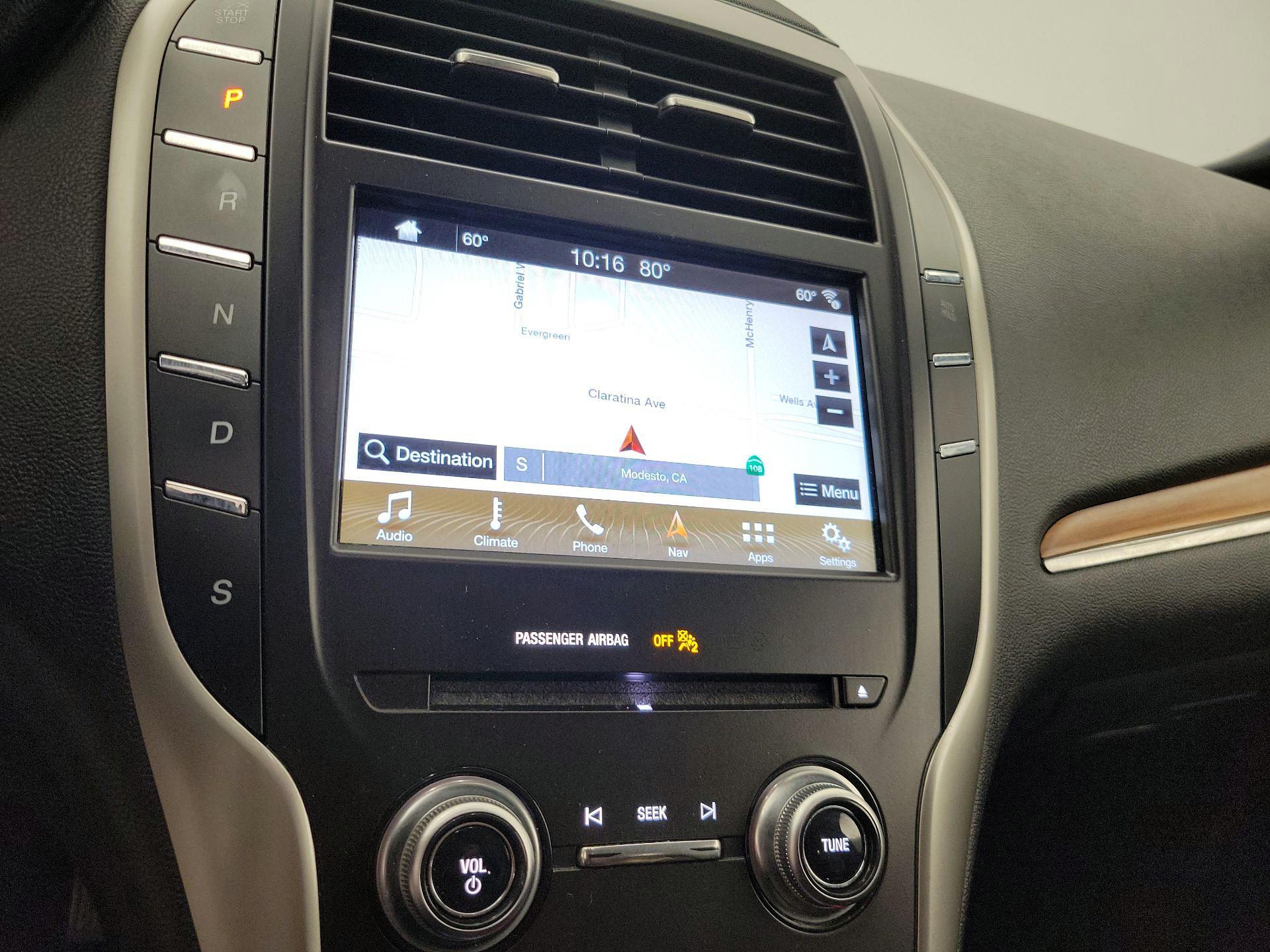 Thumbnail: 2018 Lincoln MKC - 14