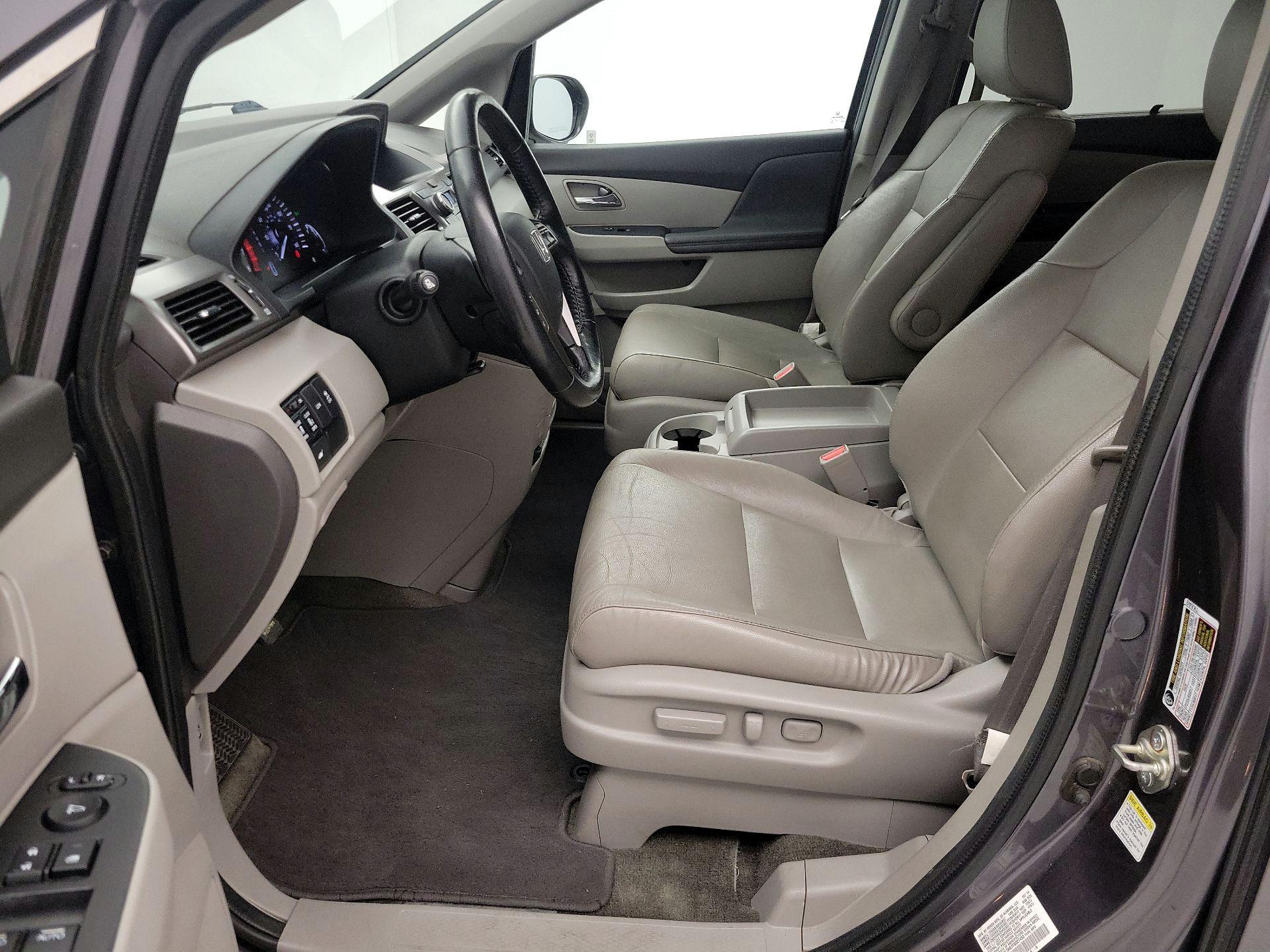 Thumbnail: 2015 Honda Odyssey - 11