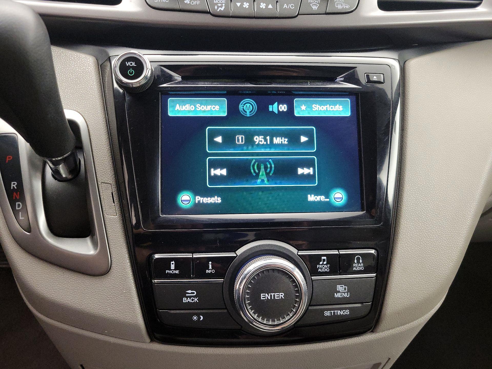 Thumbnail: 2015 Honda Odyssey - 15