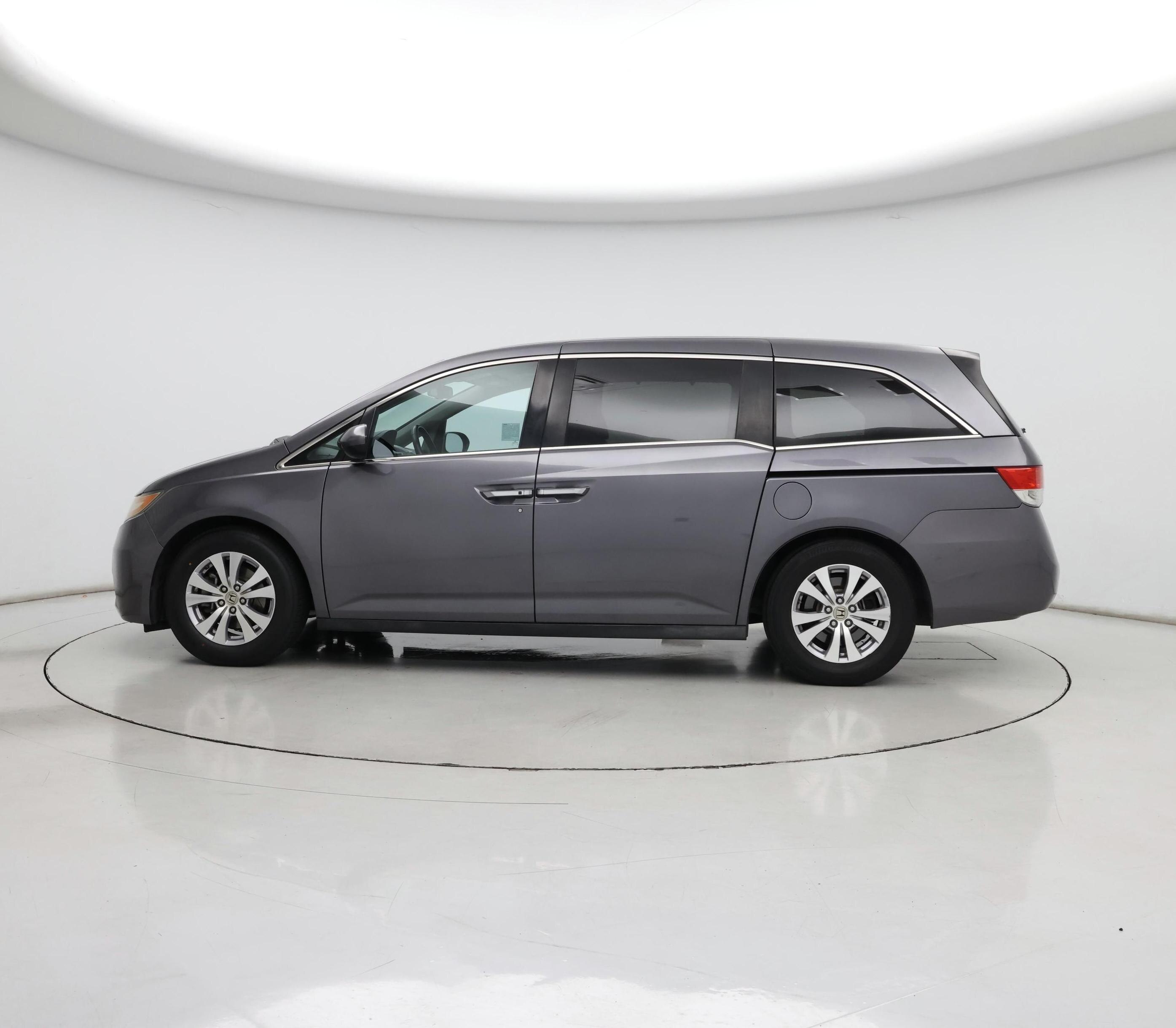 Thumbnail: 2015 Honda Odyssey - 3