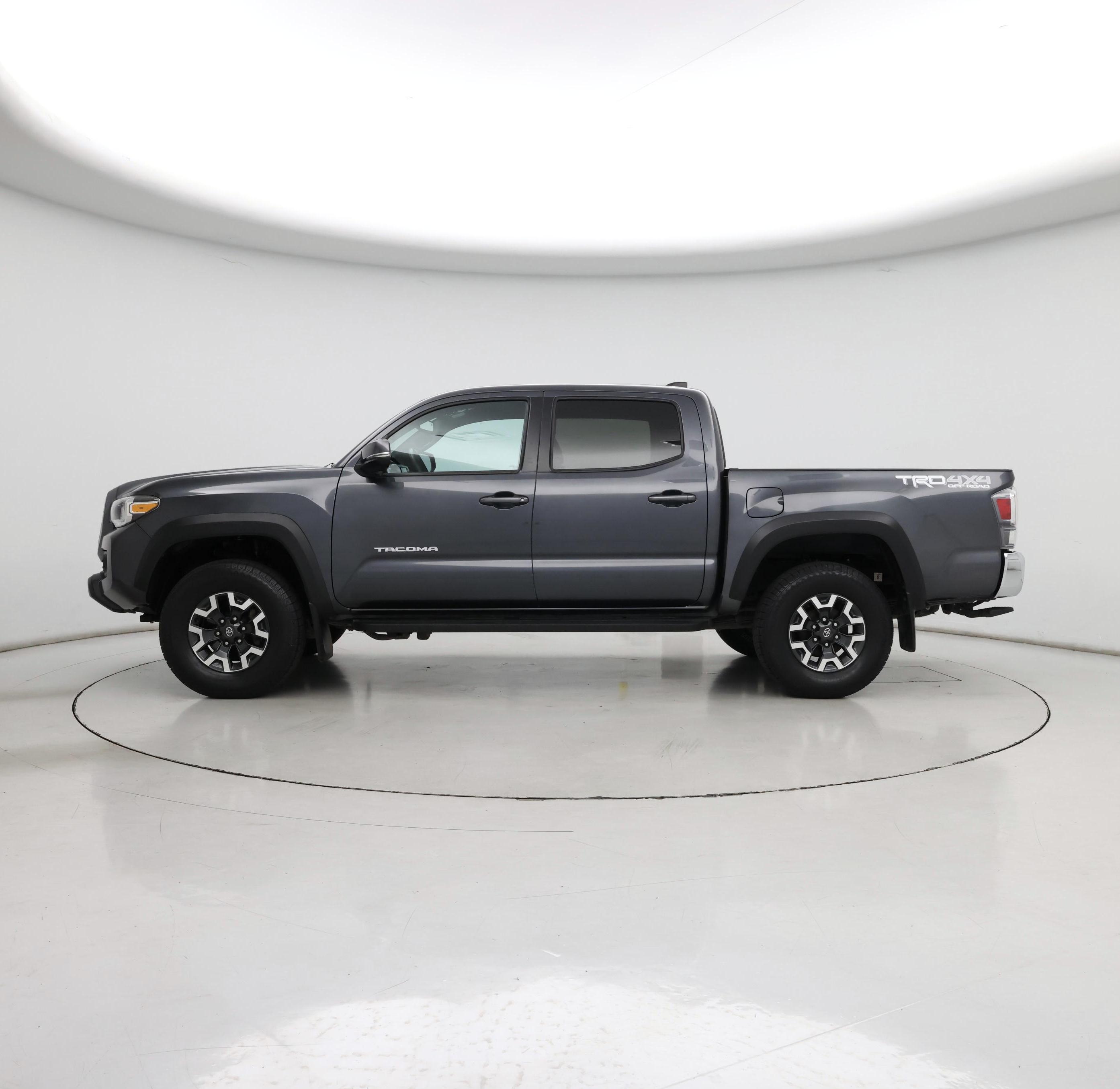 Thumbnail: 2023 Toyota Tacoma - 3