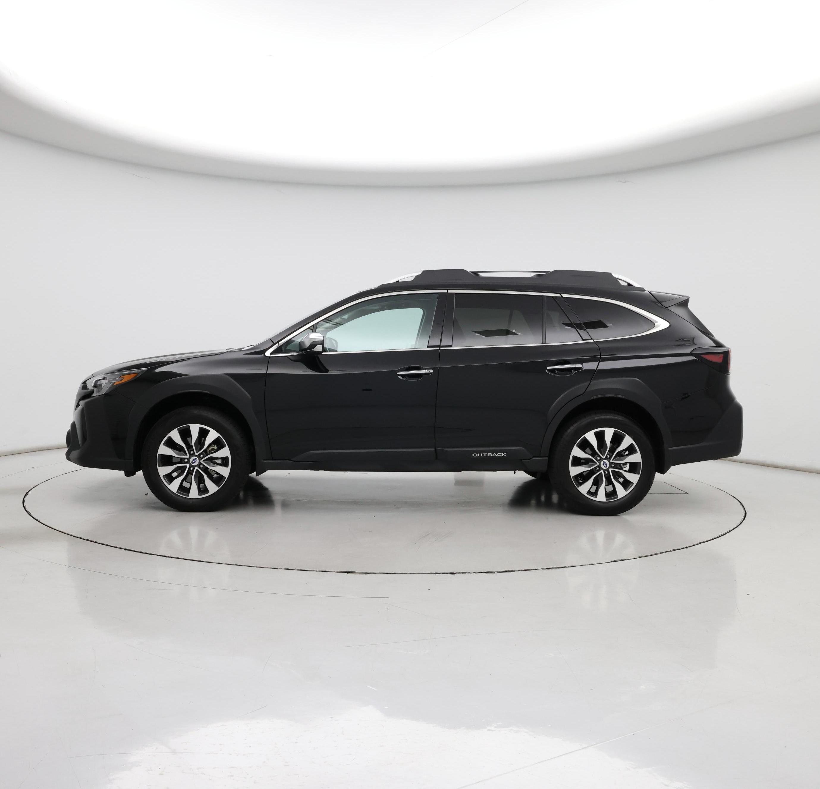Thumbnail: 2025 Subaru Outback - 3