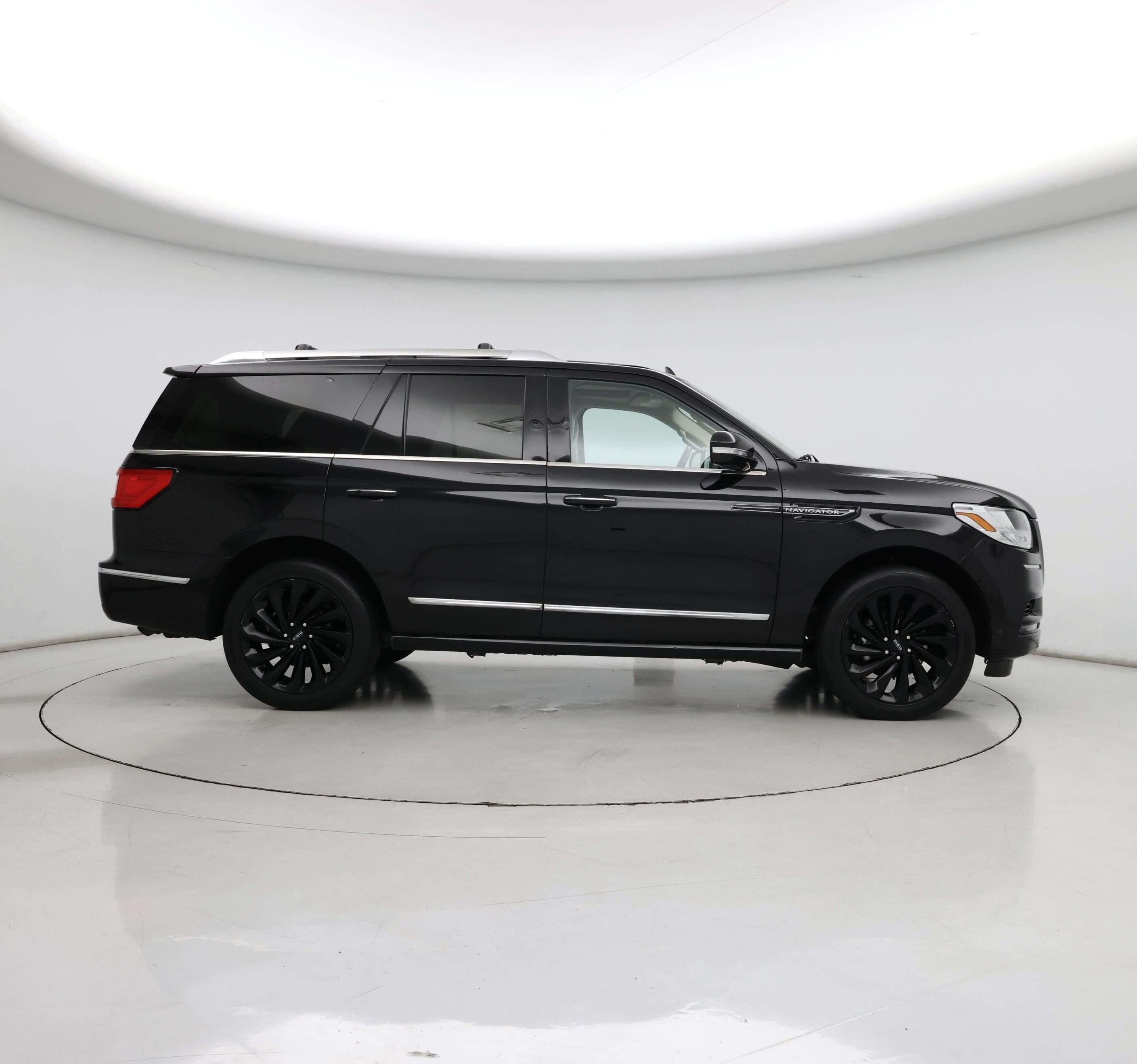 Thumbnail: 2021 Lincoln Navigator - 7