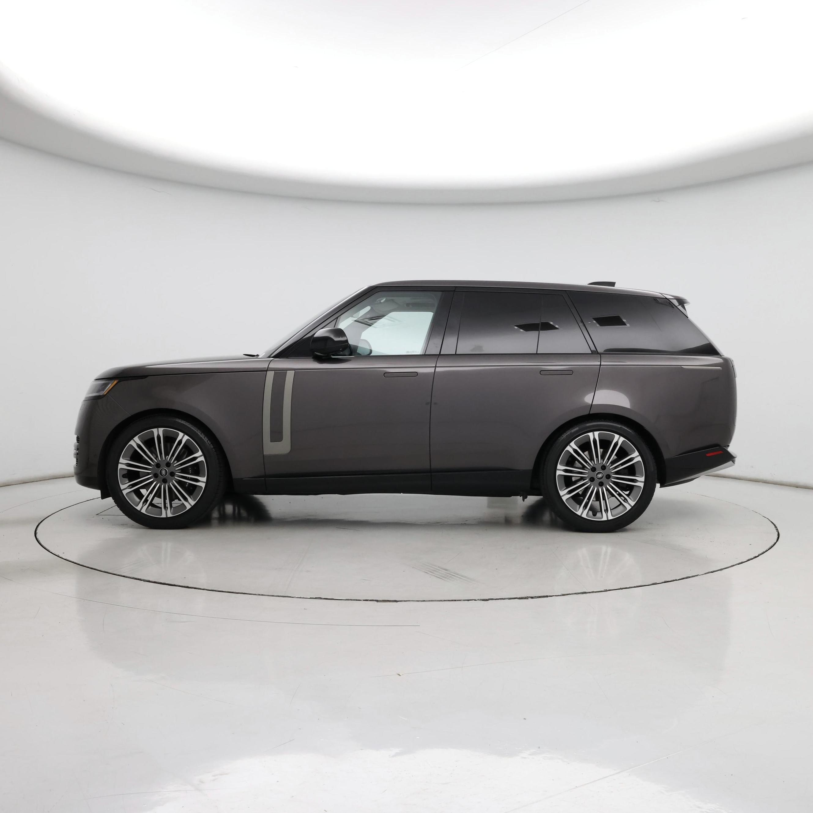 Thumbnail: 2022 Land Rover Range Rover - 3