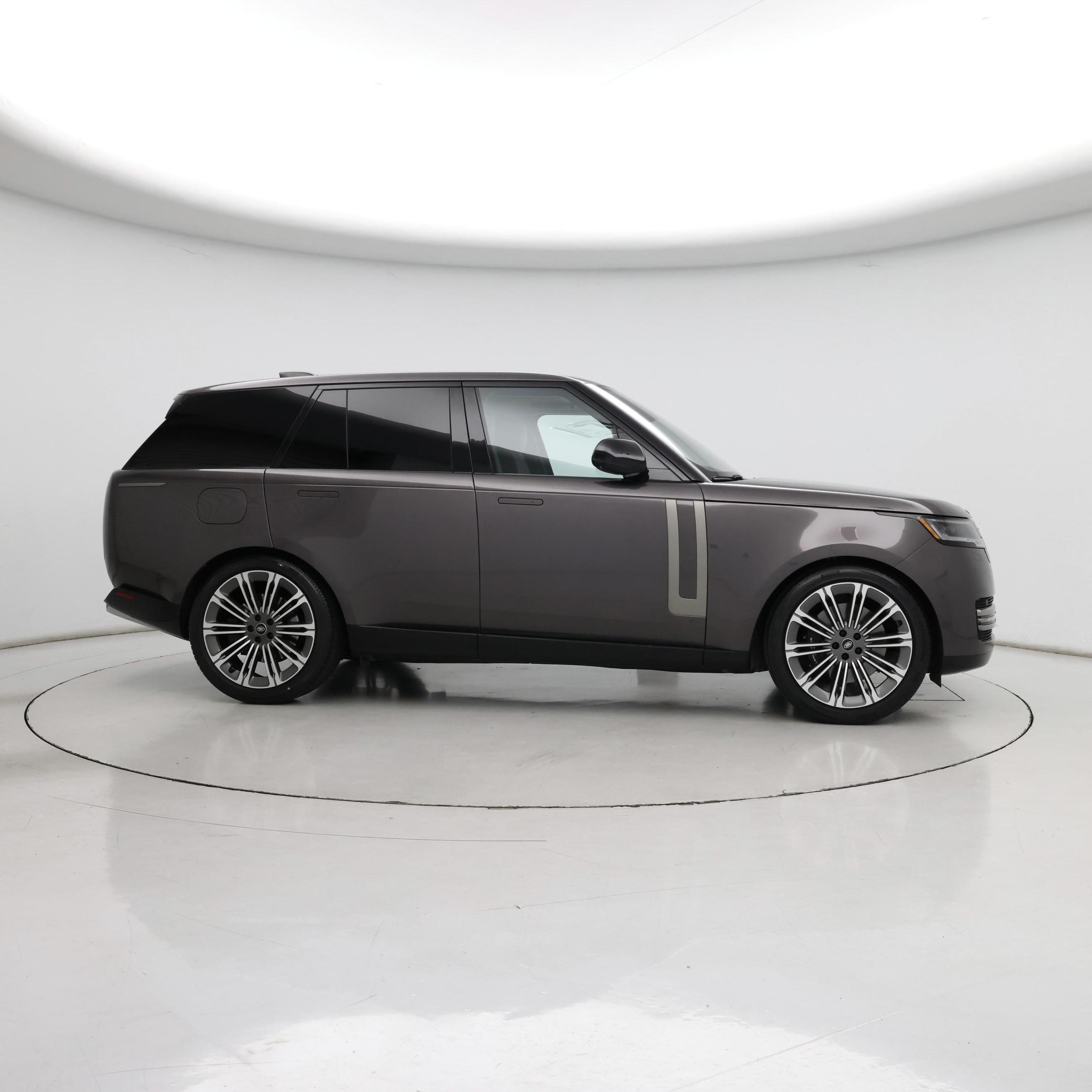 Thumbnail: 2022 Land Rover Range Rover - 7