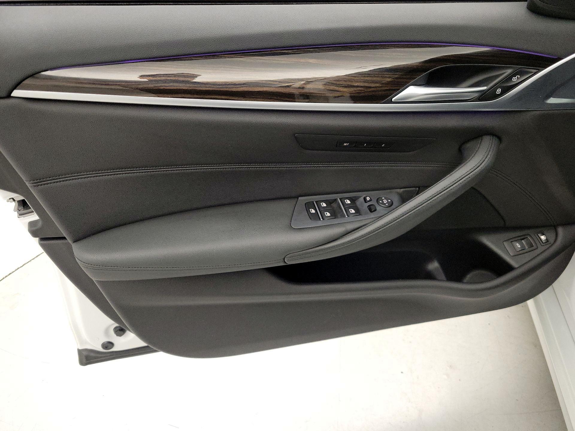 Thumbnail: 2019 BMW 5 Series - 12