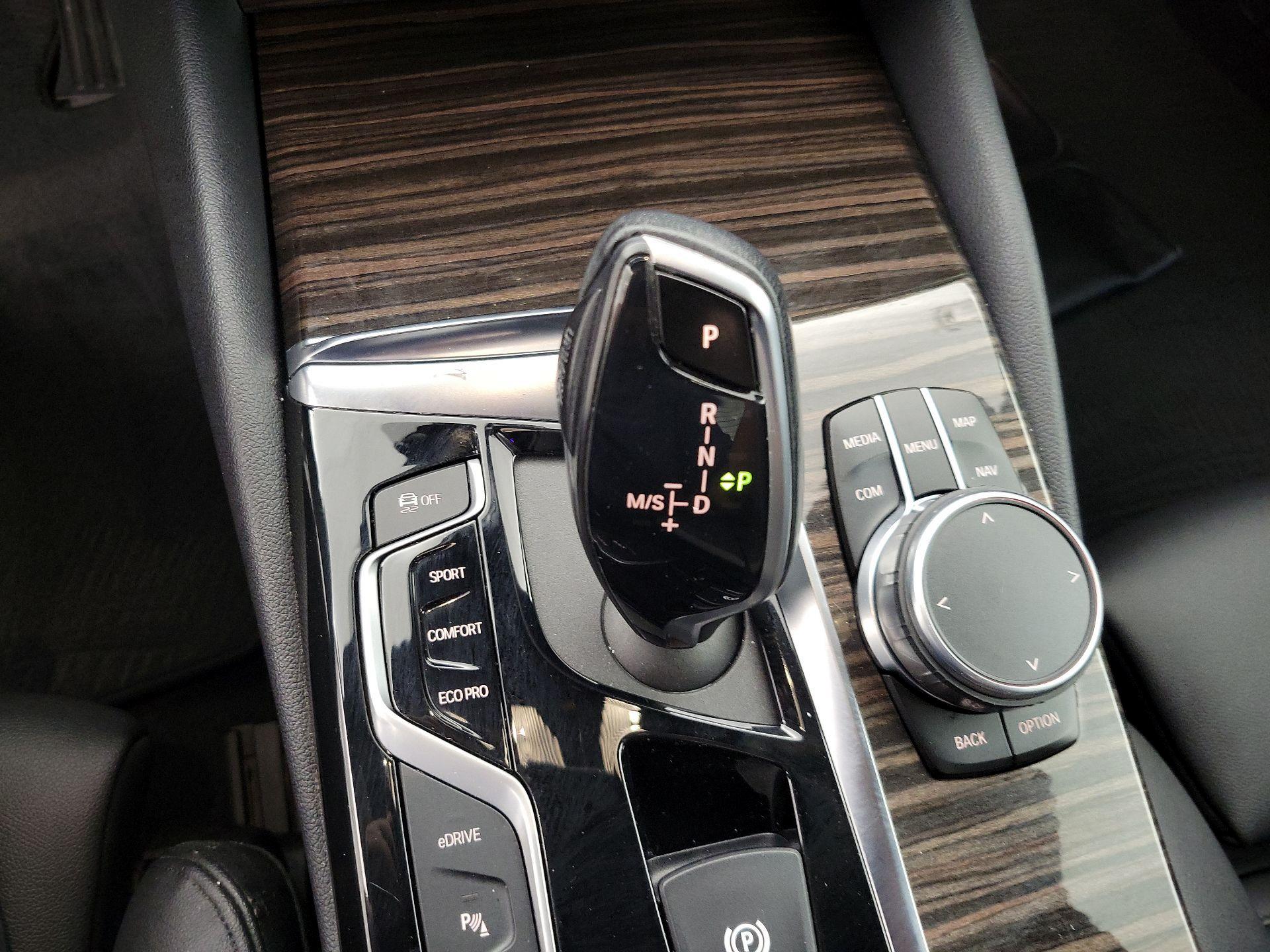 Thumbnail: 2019 BMW 5 Series - 18
