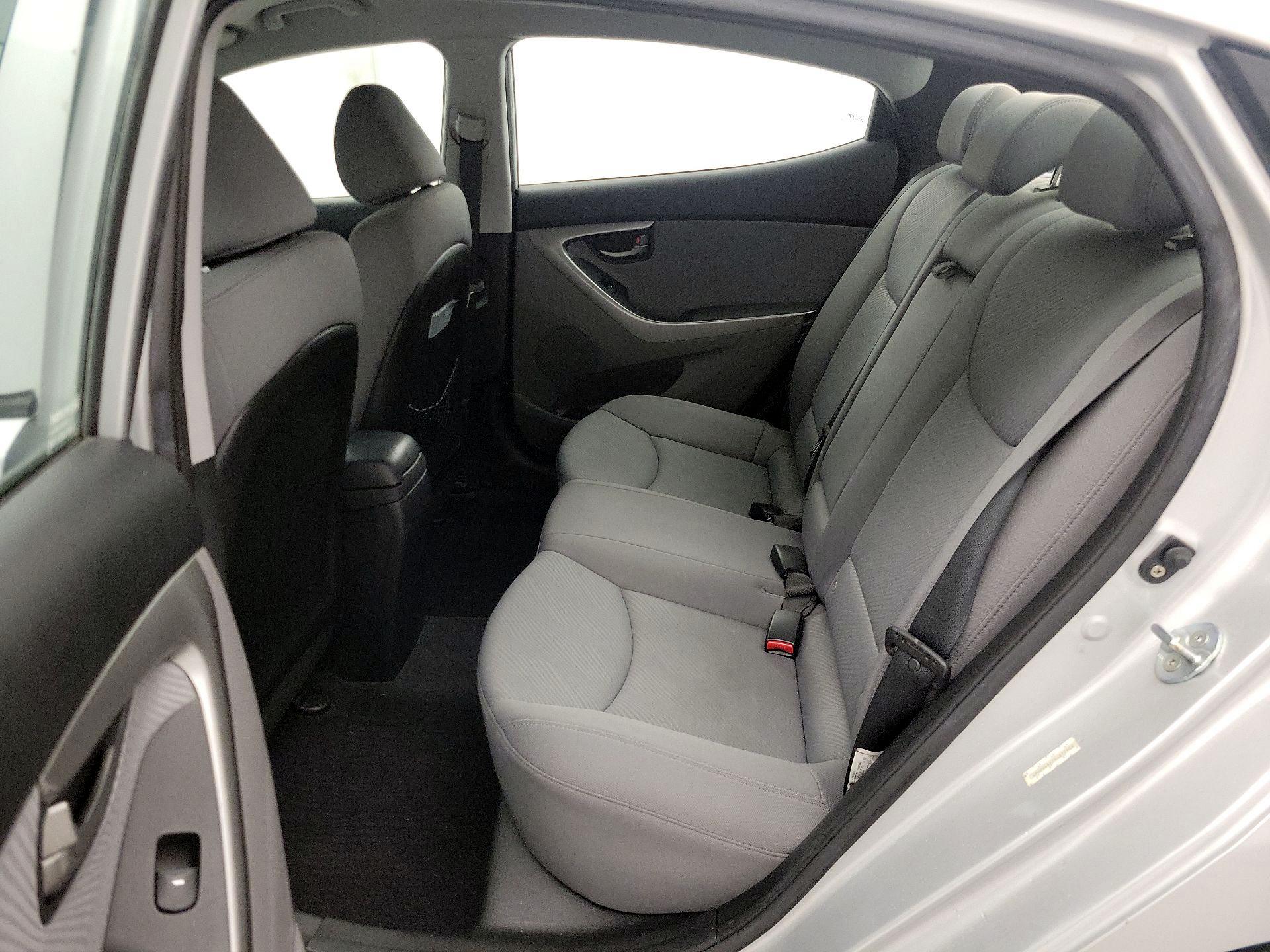 Thumbnail: 2013 Hyundai Elantra - 18