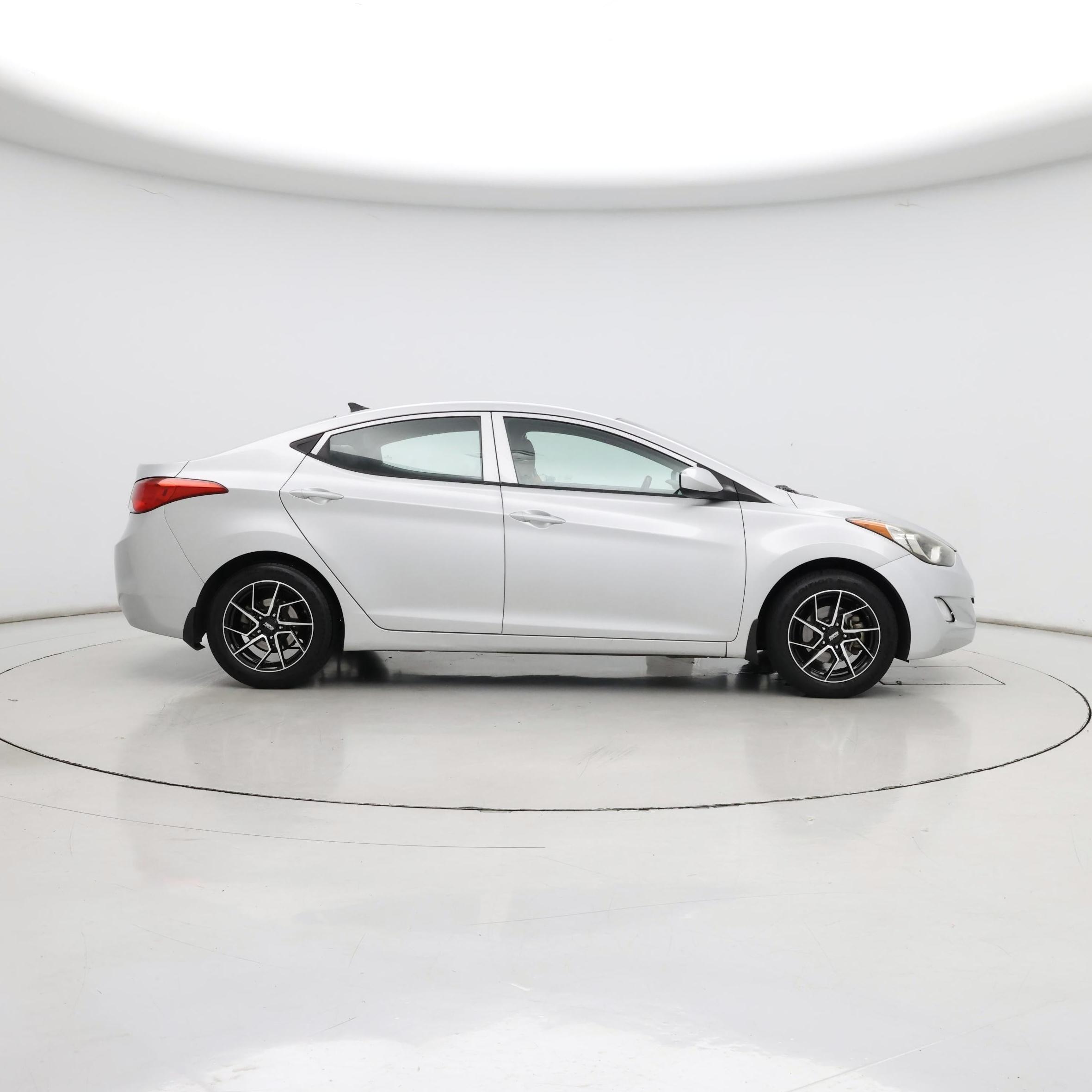 Thumbnail: 2013 Hyundai Elantra - 7