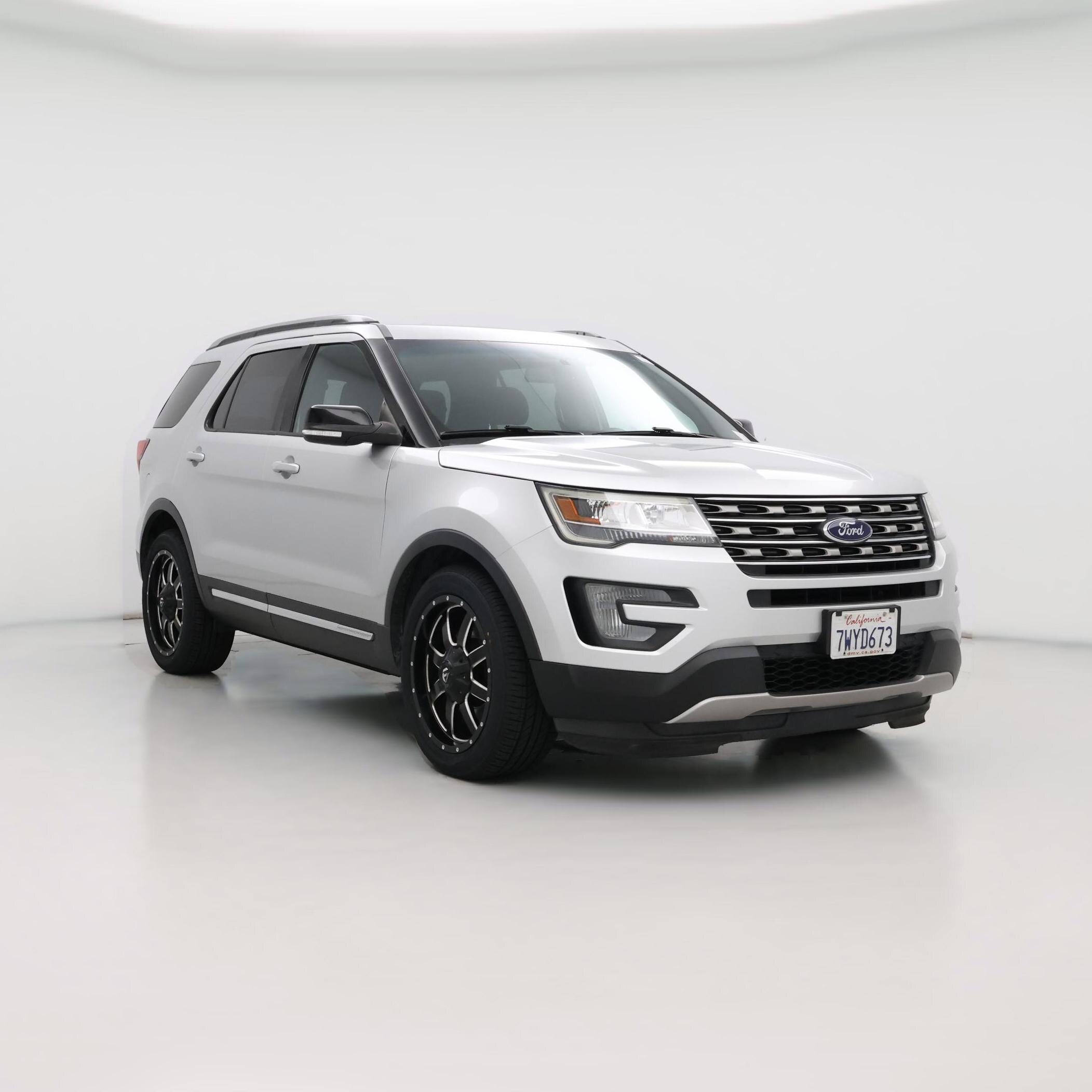Thumbnail: 2017 Ford Explorer - 1
