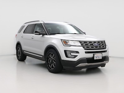 Silver 2017 Ford Explorer XLT