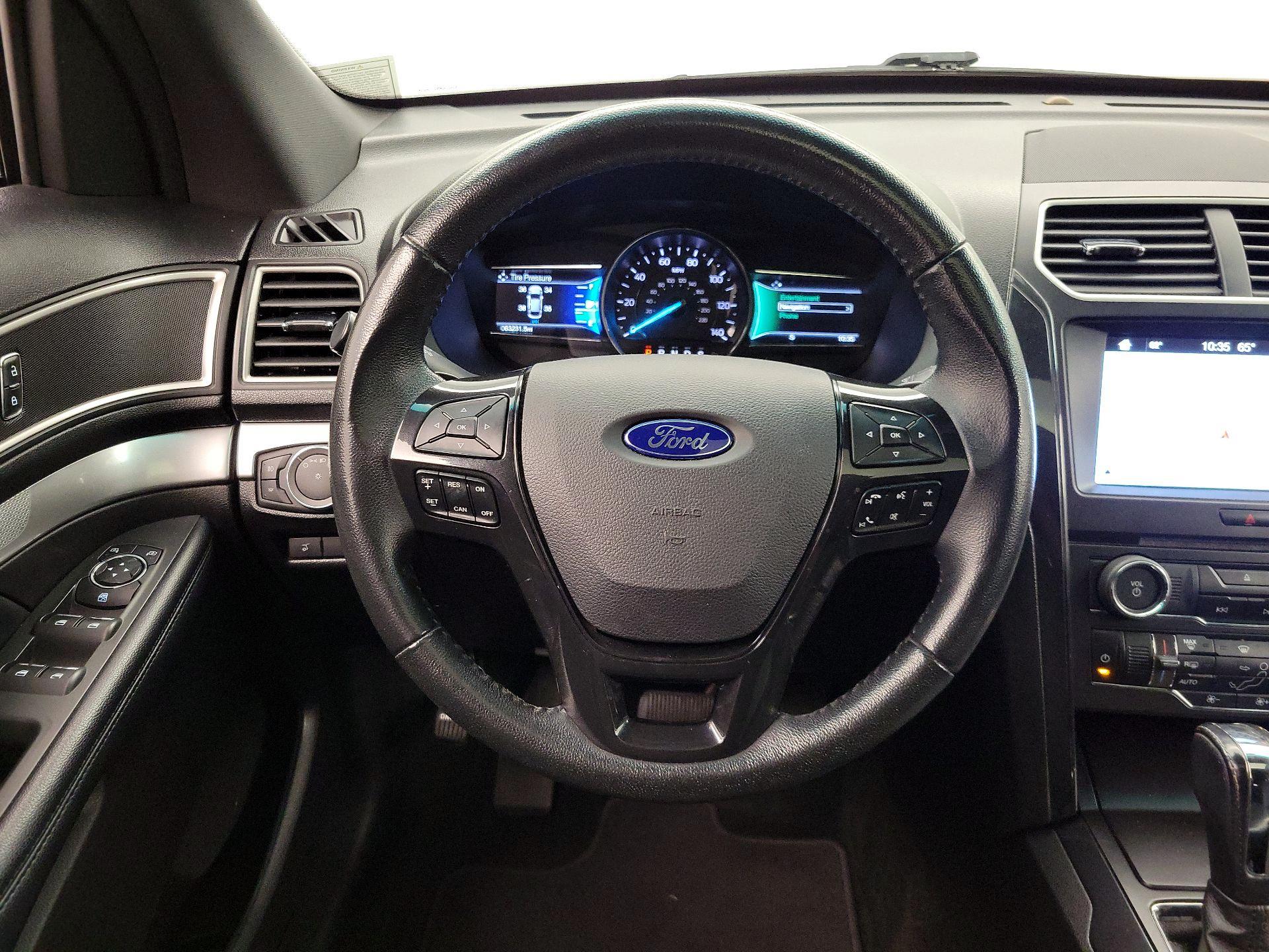 Thumbnail: 2017 Ford Explorer - 10