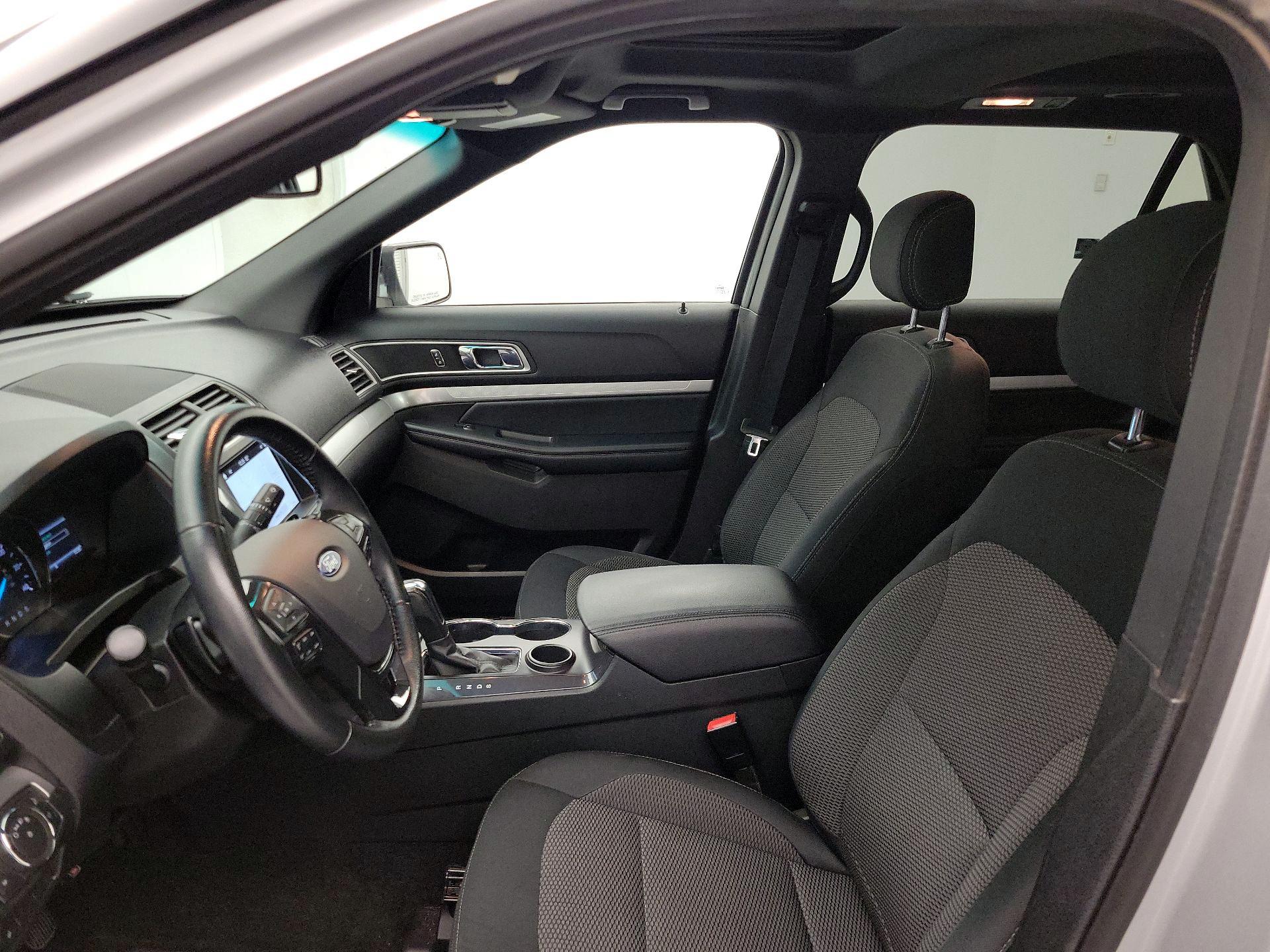 Thumbnail: 2017 Ford Explorer - 11
