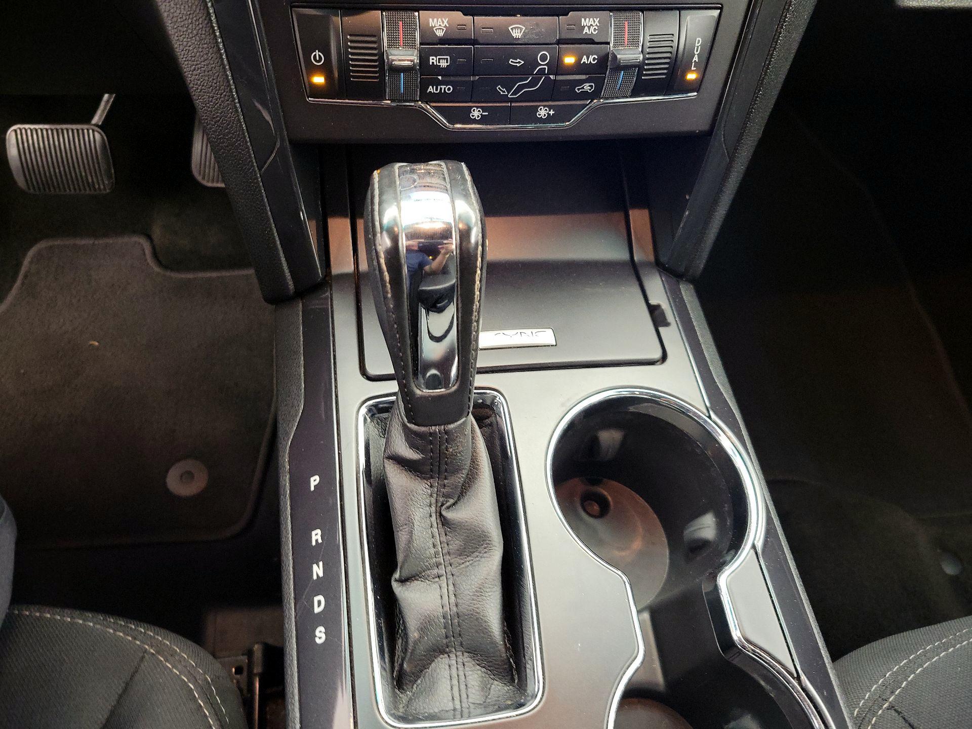 Thumbnail: 2017 Ford Explorer - 18