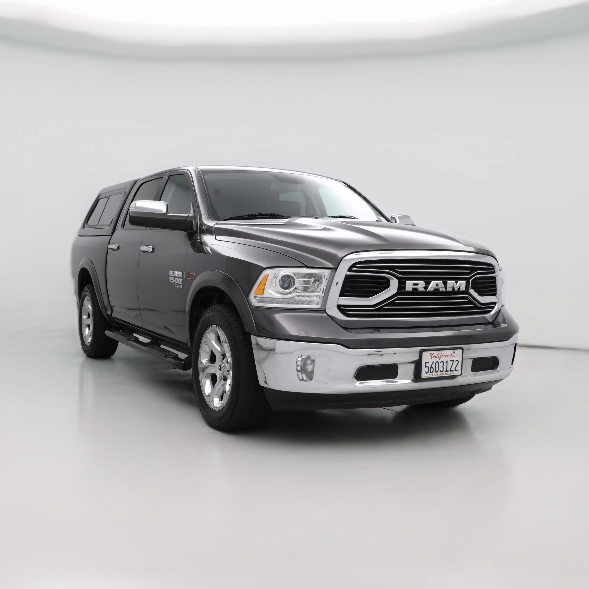 Thumbnail: 2019 RAM 1500 Classic - 1