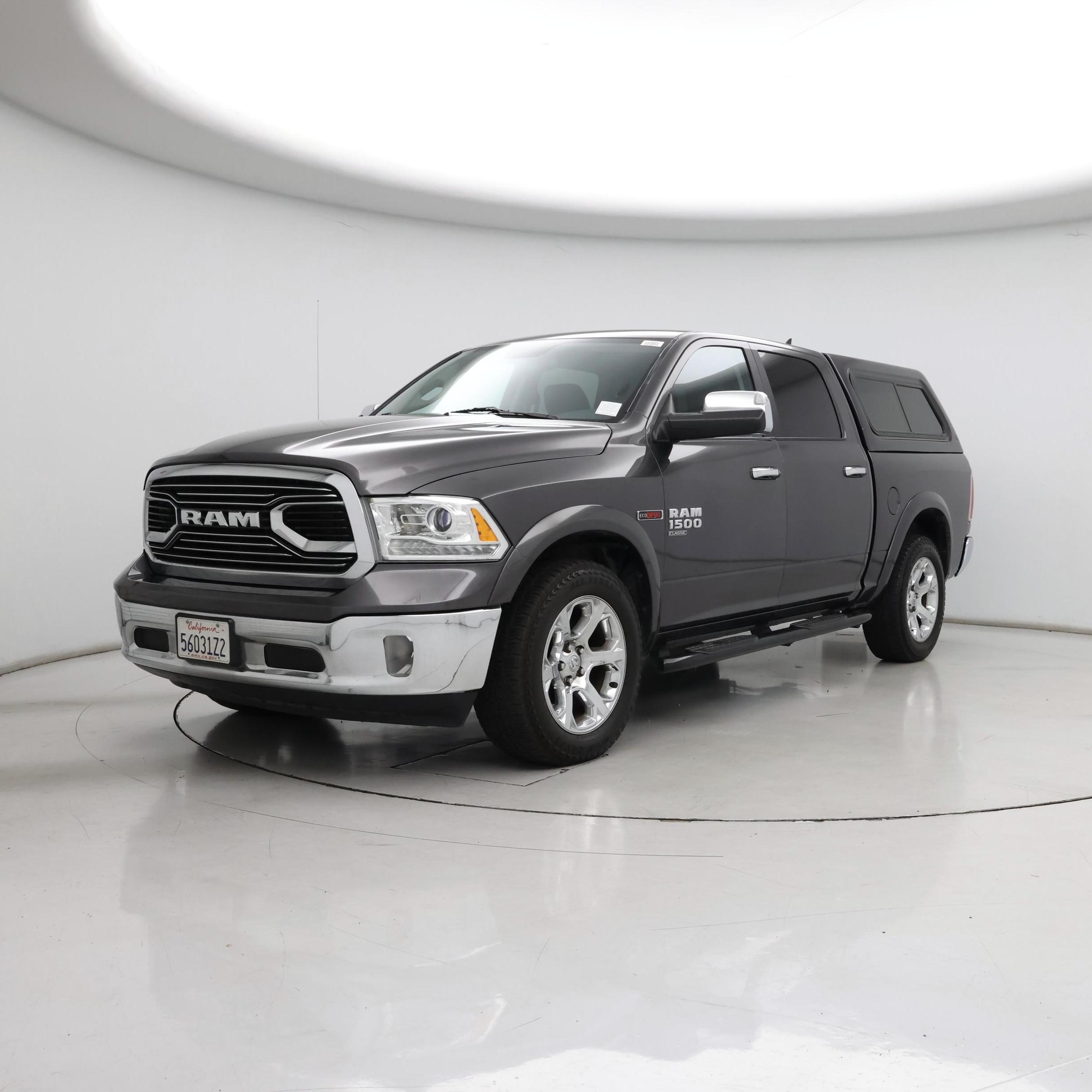 Thumbnail: 2019 RAM 1500 Classic - 4