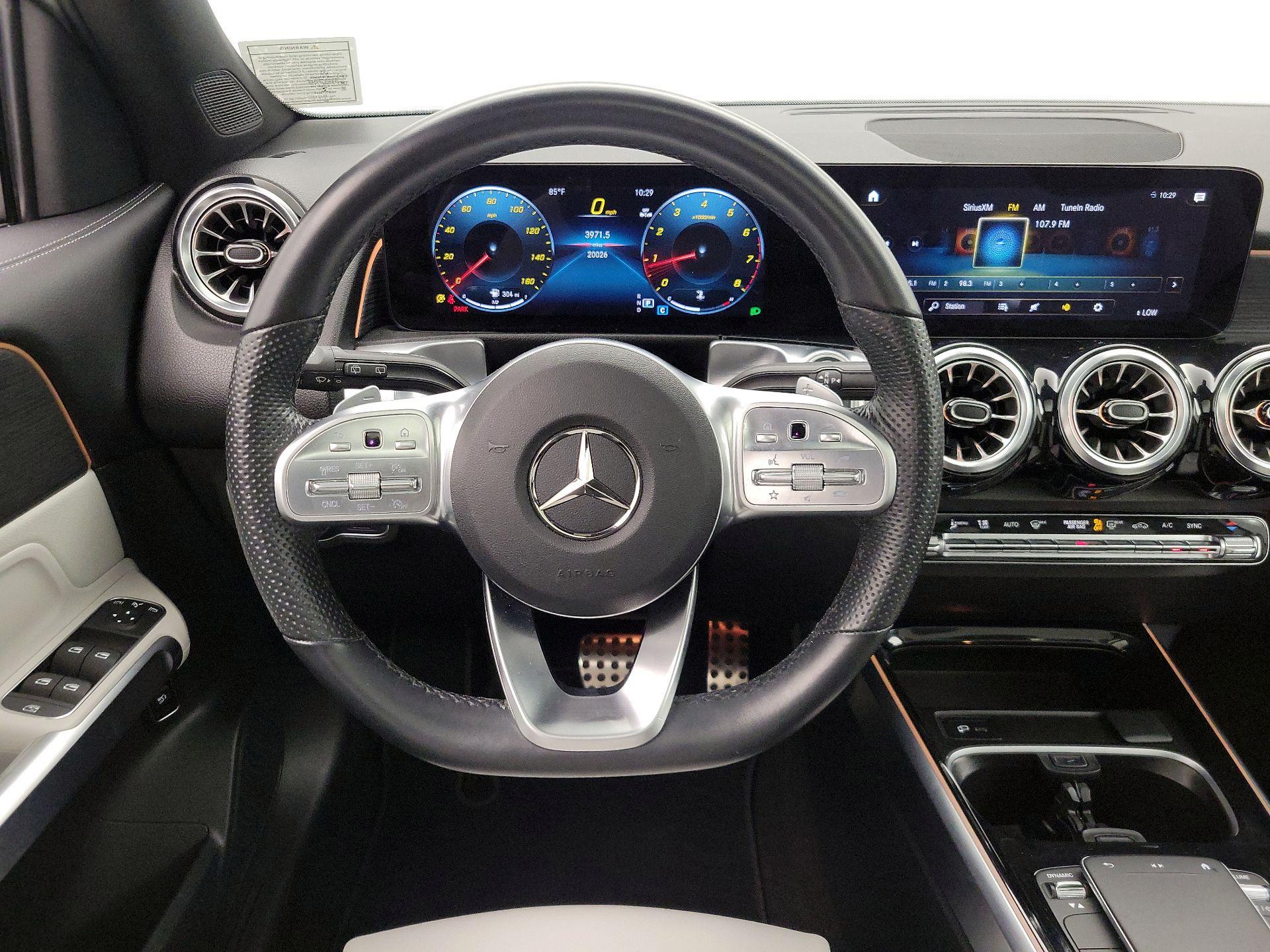 Thumbnail: 2023 Mercedes-Benz GLB - 10