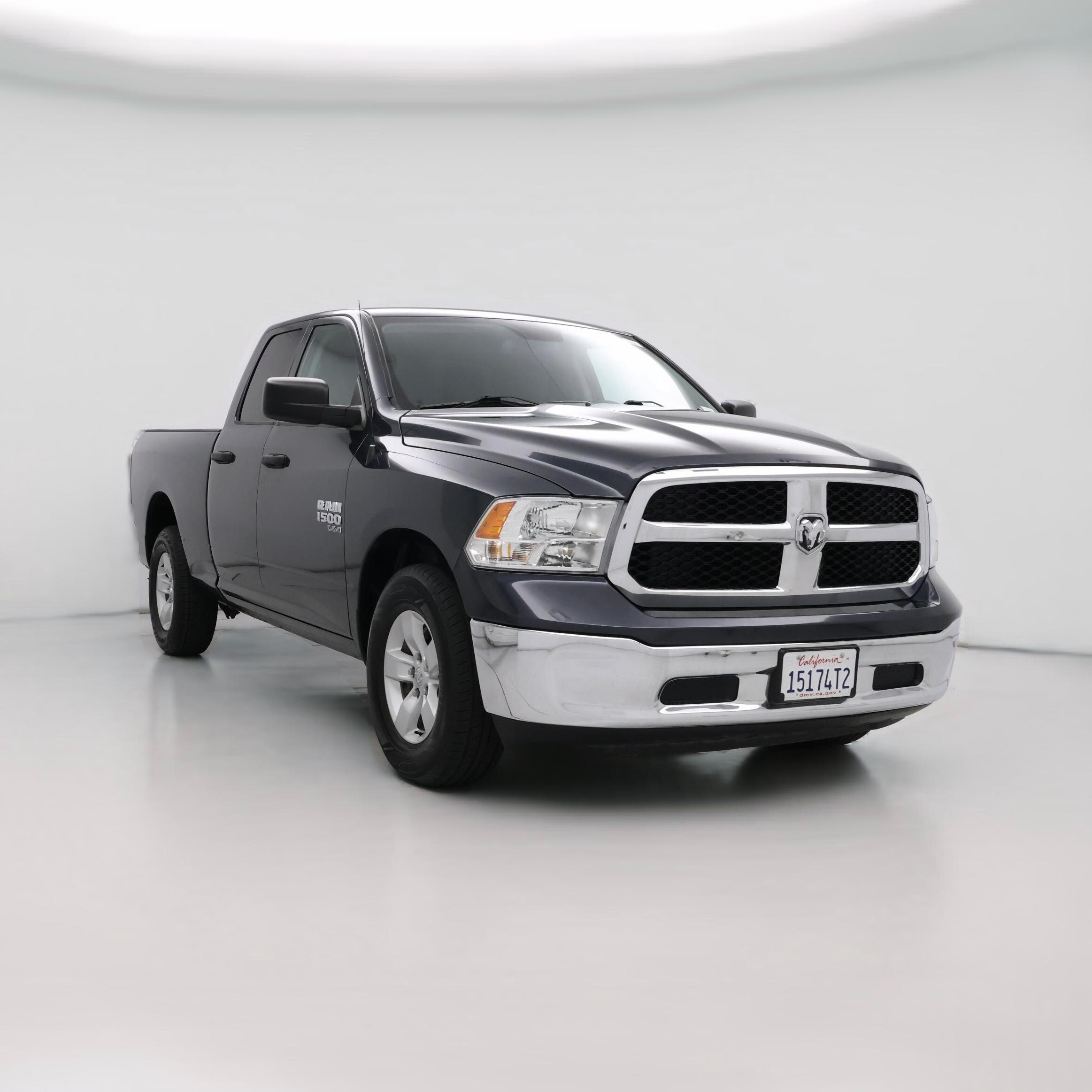 Thumbnail: 2019 RAM 1500 Classic - 1