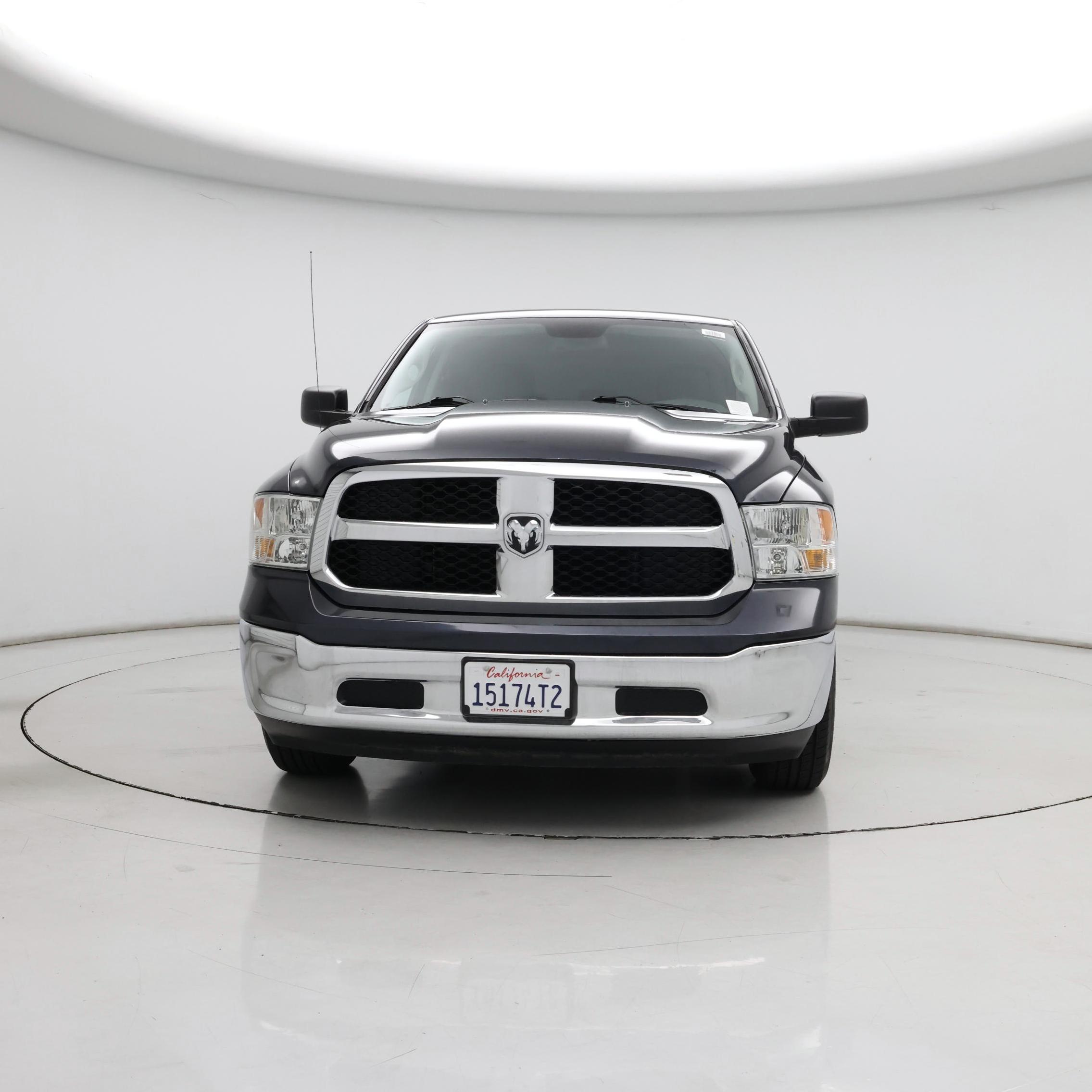 Thumbnail: 2019 RAM 1500 Classic - 5