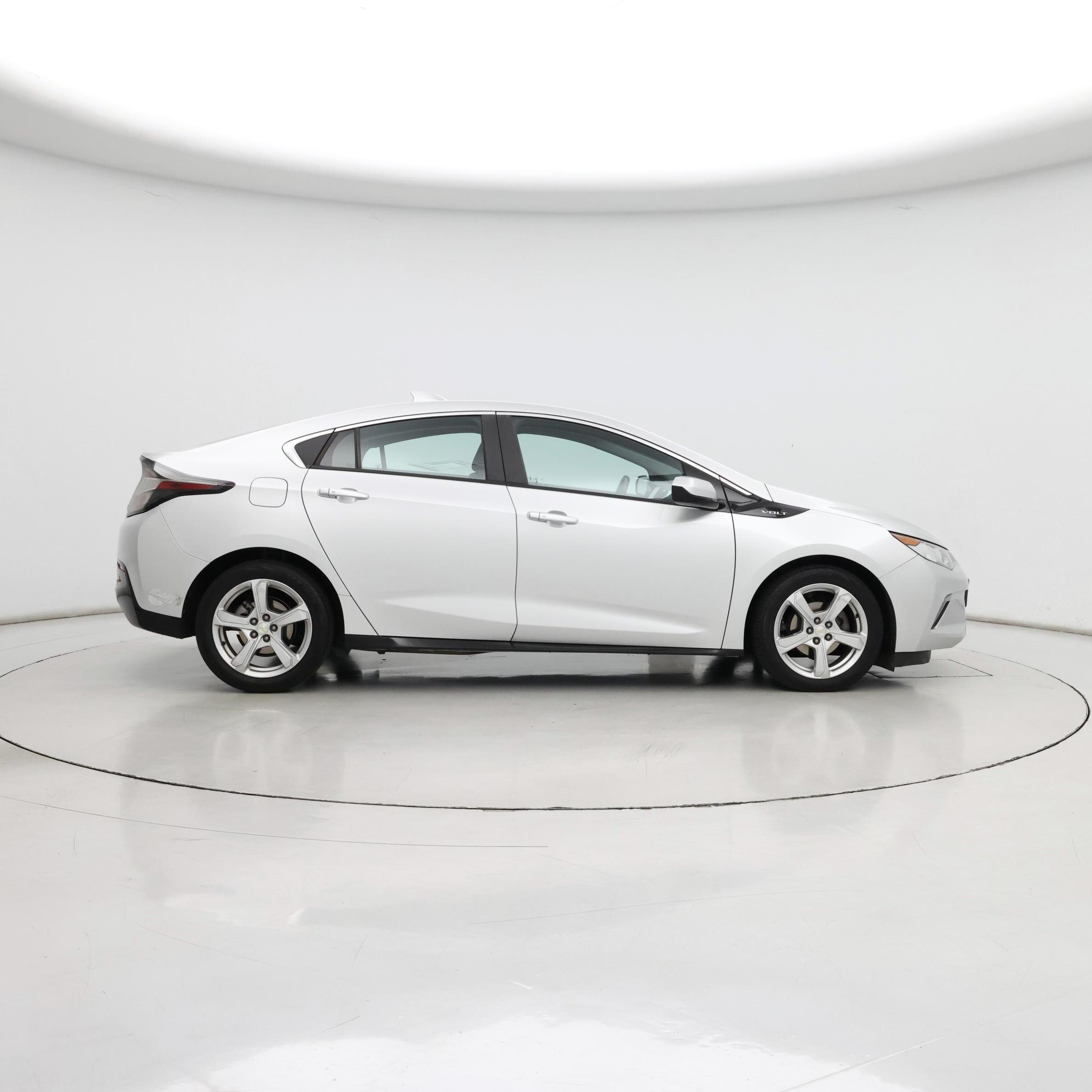 Thumbnail: 2018 Chevrolet Volt - 7