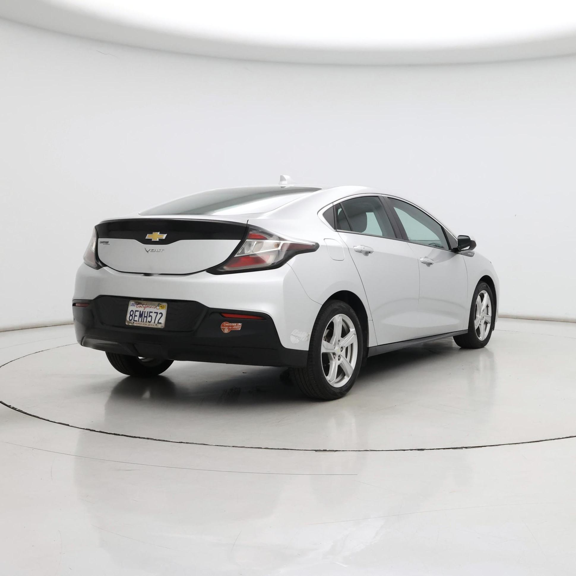 Thumbnail: 2018 Chevrolet Volt - 8