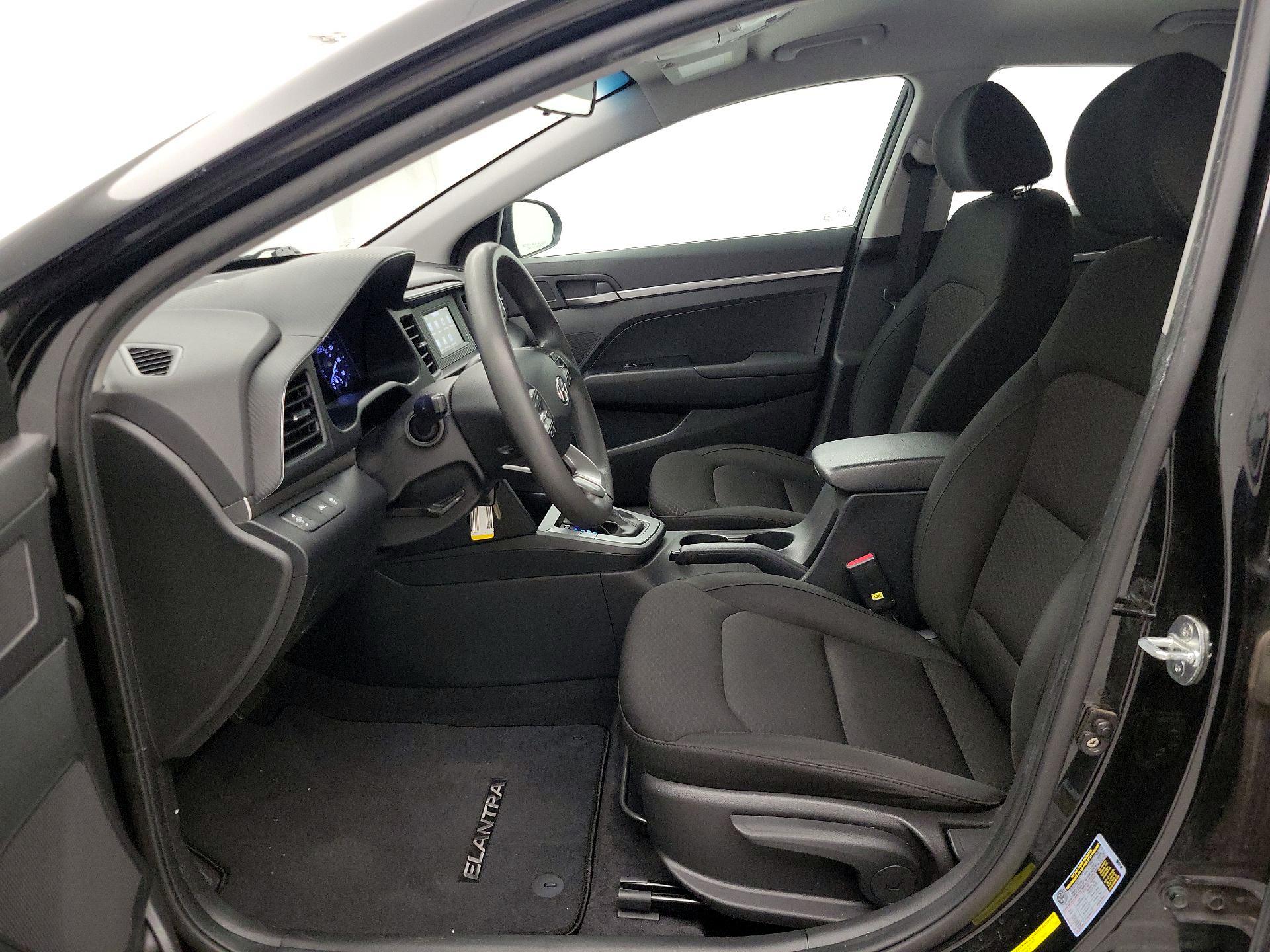 Thumbnail: 2020 Hyundai Elantra - 11
