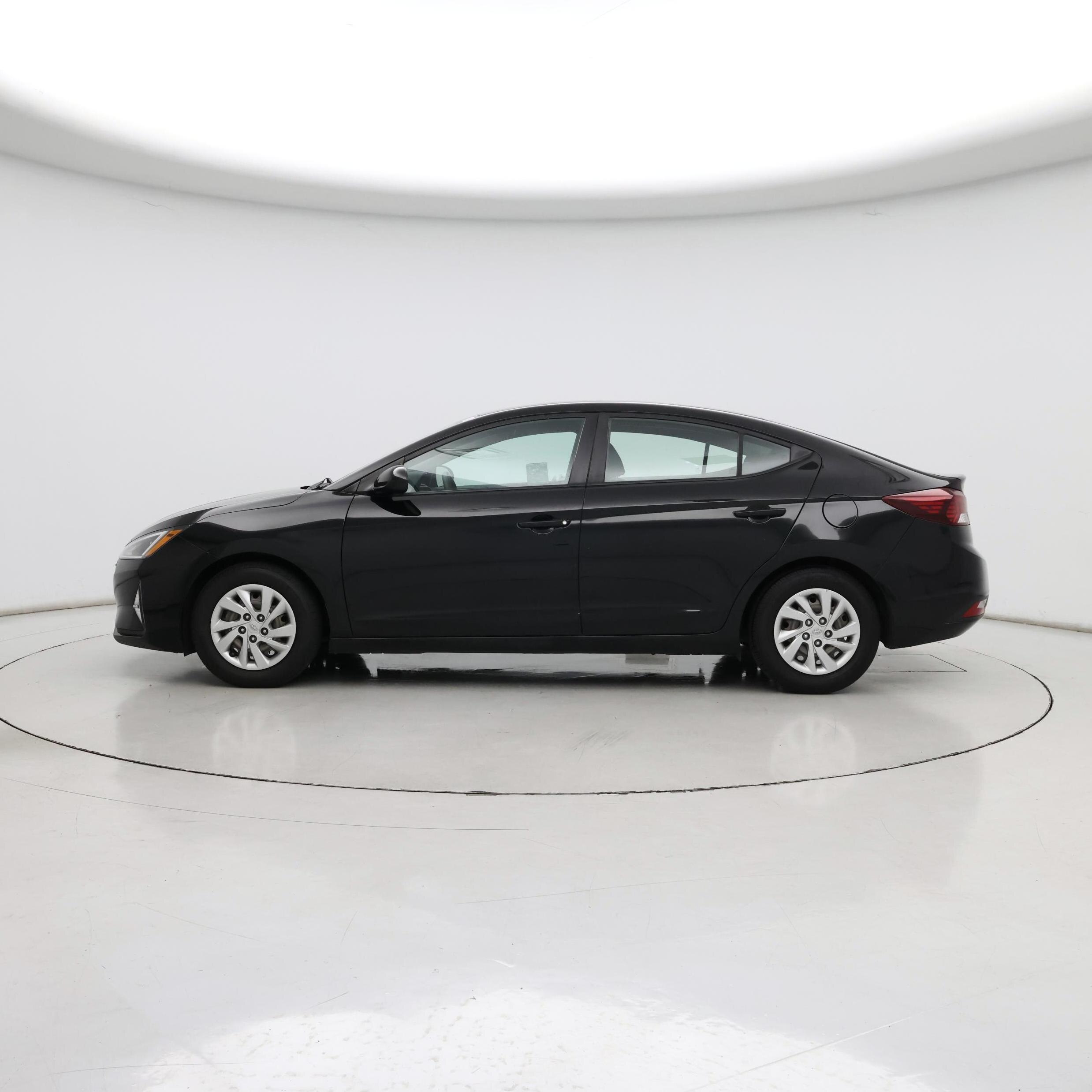 Thumbnail: 2020 Hyundai Elantra - 3