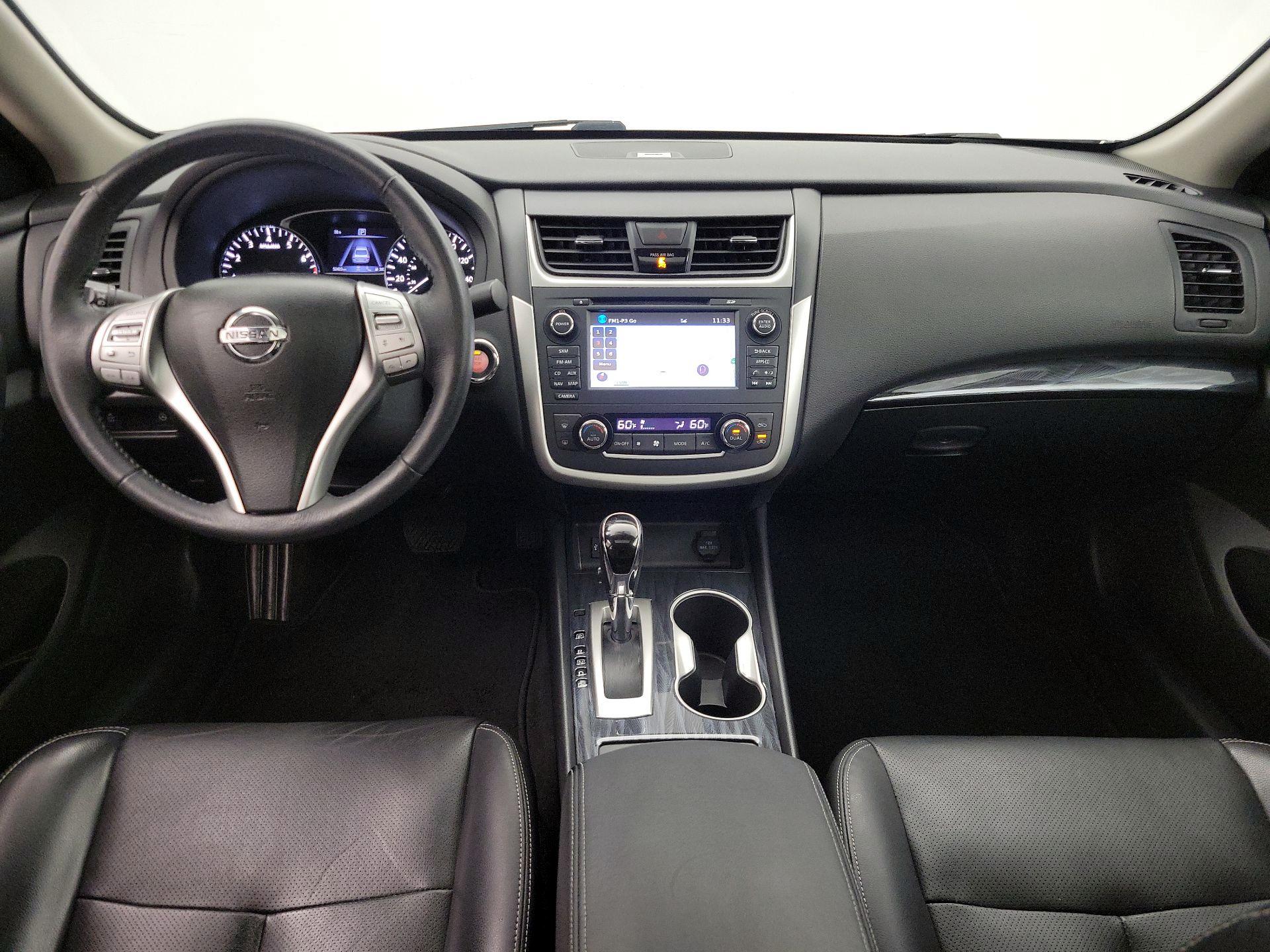 Thumbnail: 2016 Nissan Altima - 9