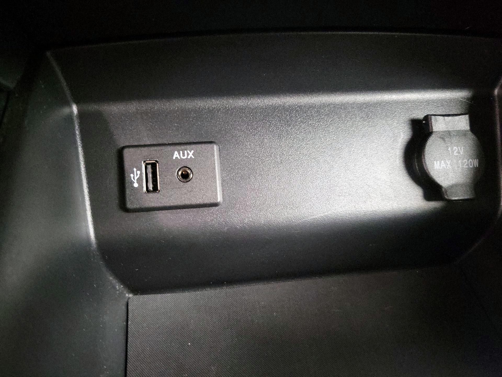 Thumbnail: 2016 Nissan Altima - 19