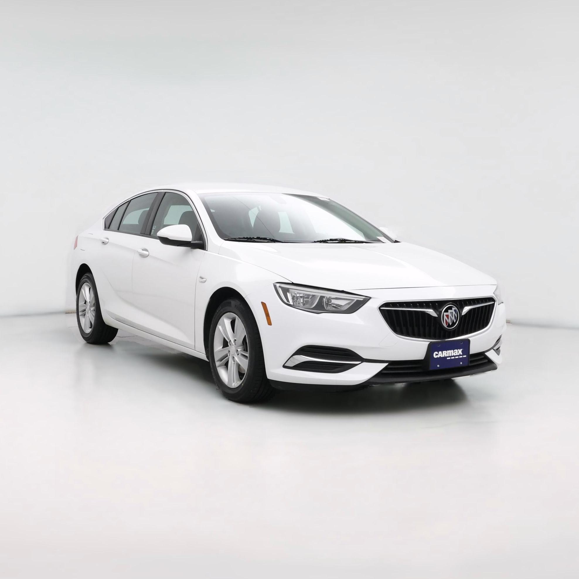 Thumbnail: 2018 Buick Regal - 1